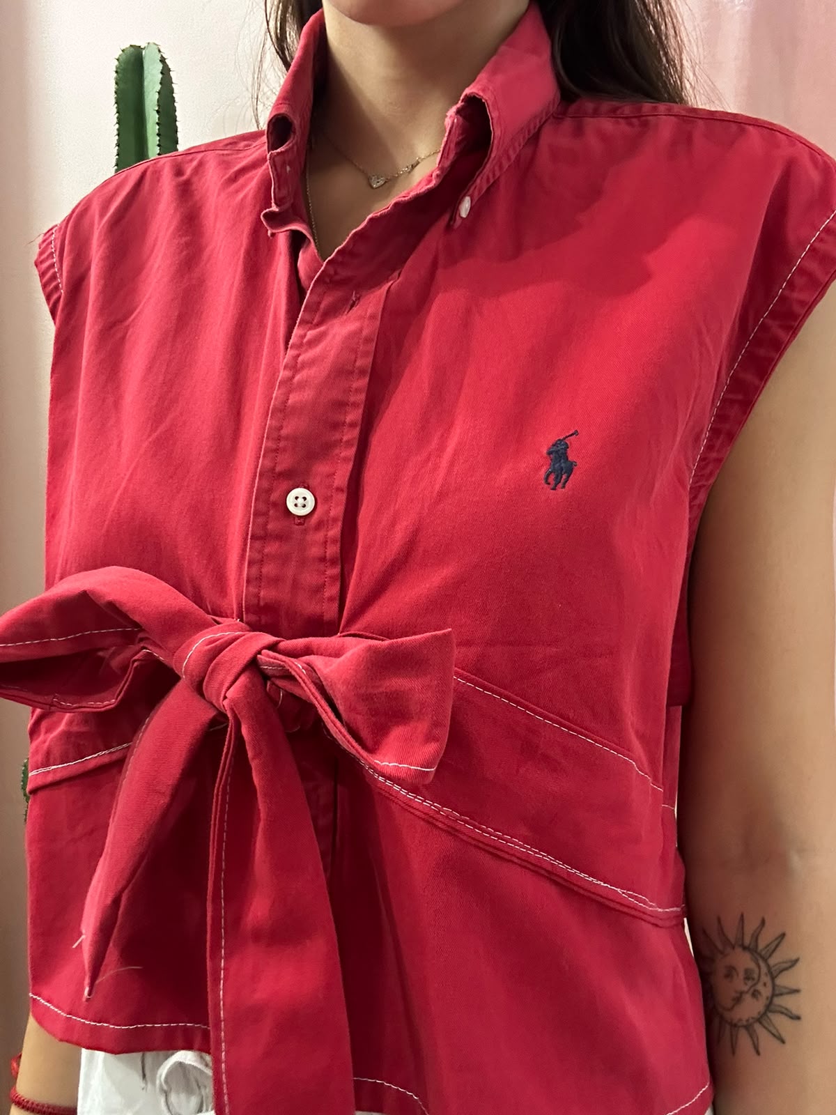 Camicia Ralph Lauren upcycling fiocco rossa