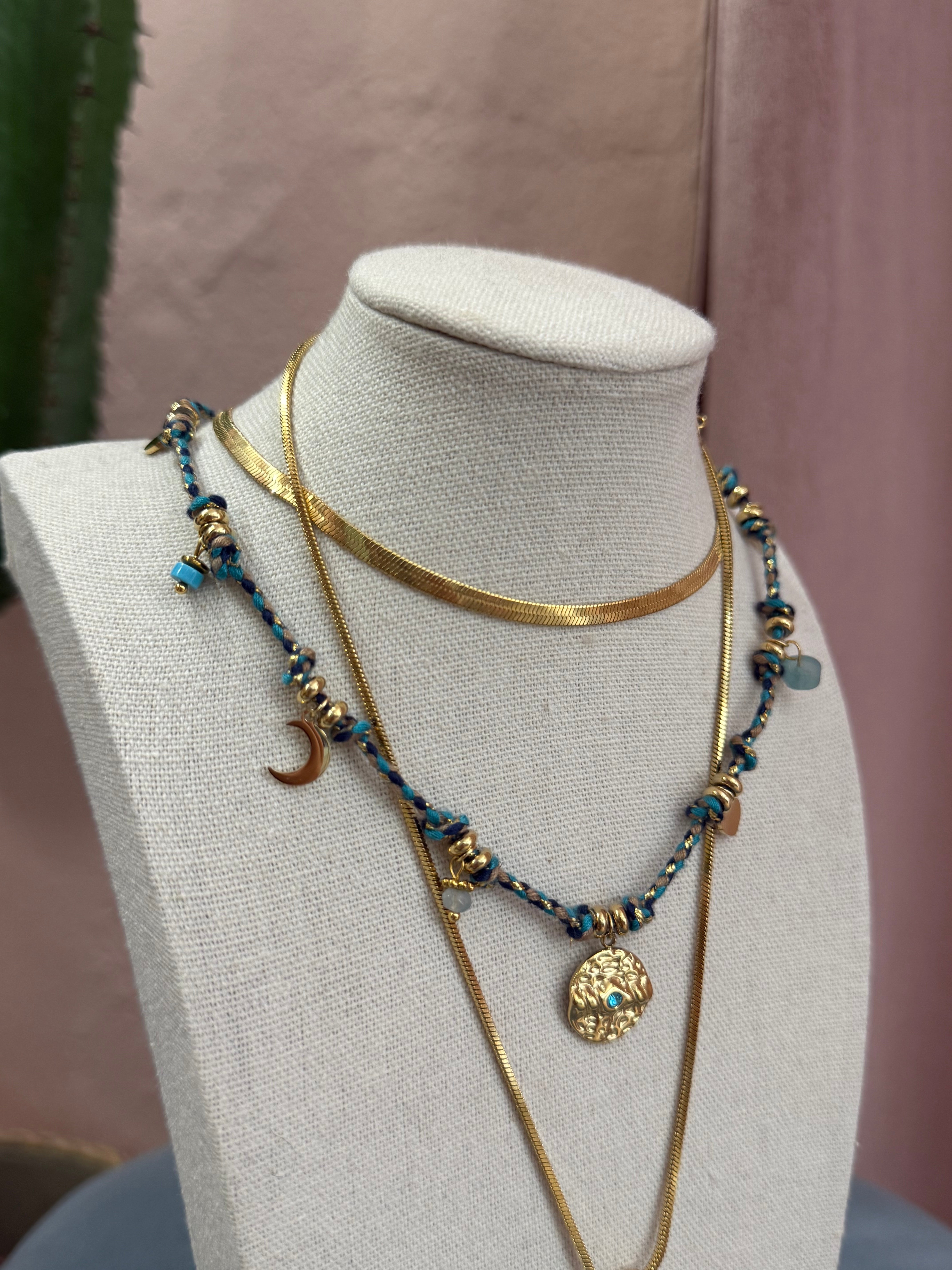 Collana in corda medaglione gold/blu