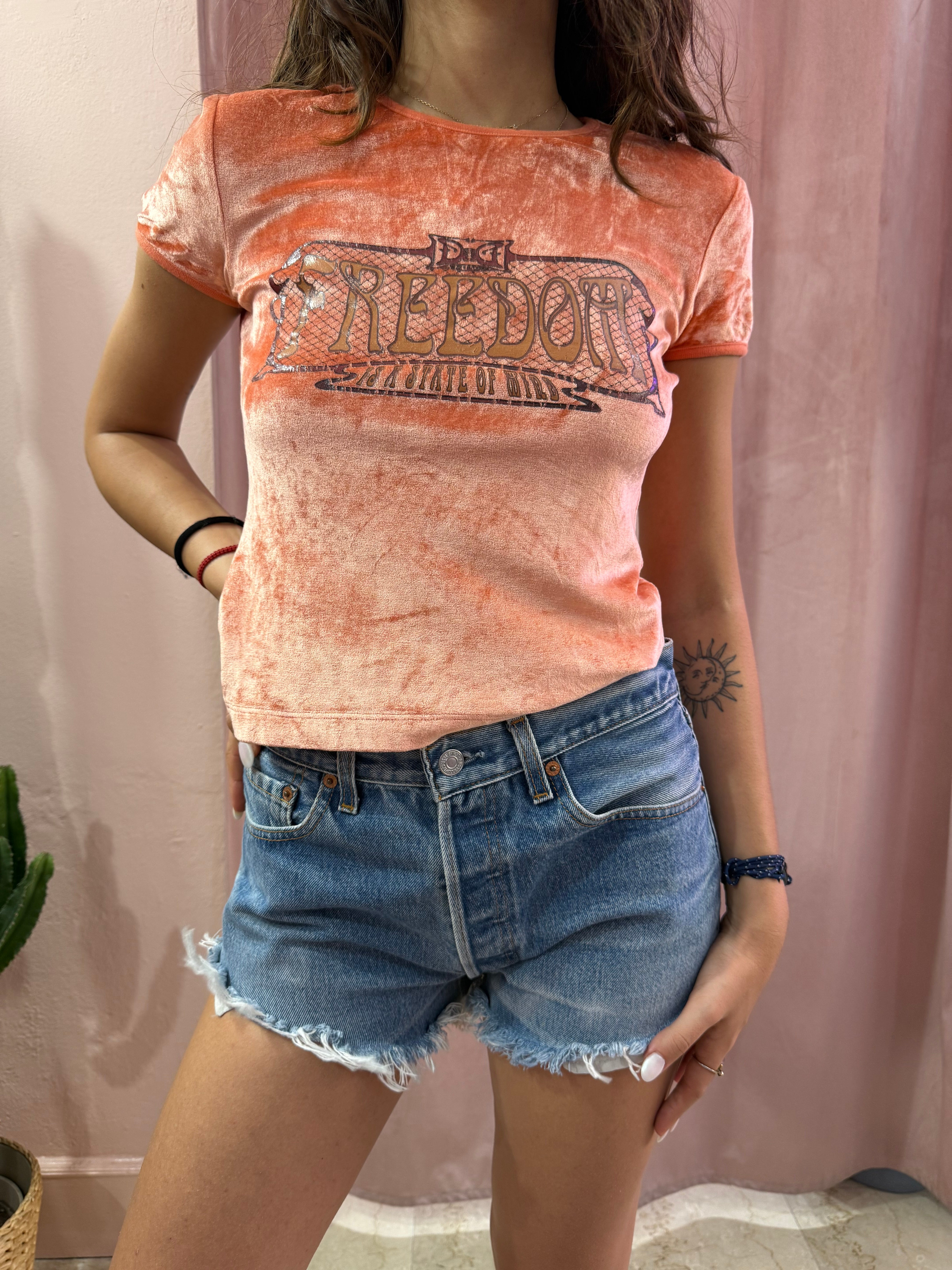Shorts Levis vintage sfrangiato