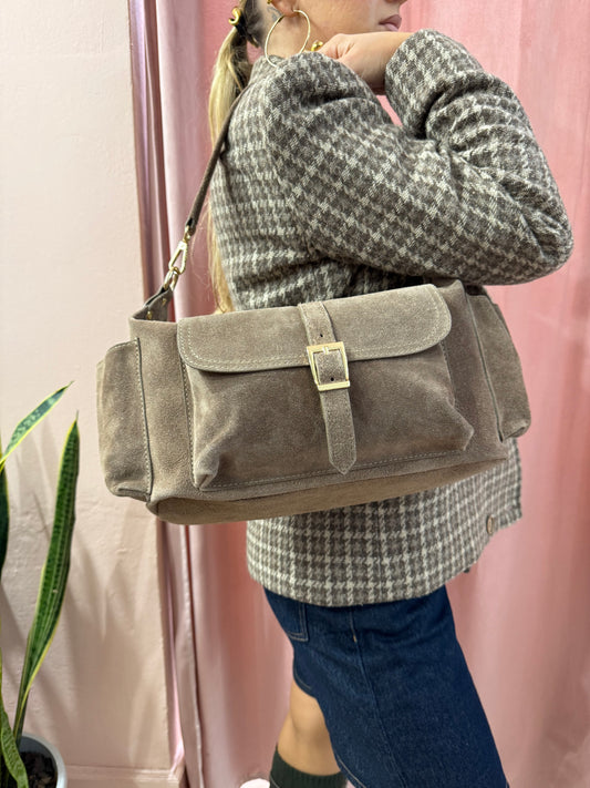 Borsa in vera pelle scamosciata taupe