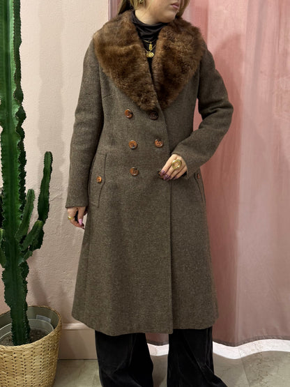 Maxi cappotto in lana con collo in pelliccia sintetica