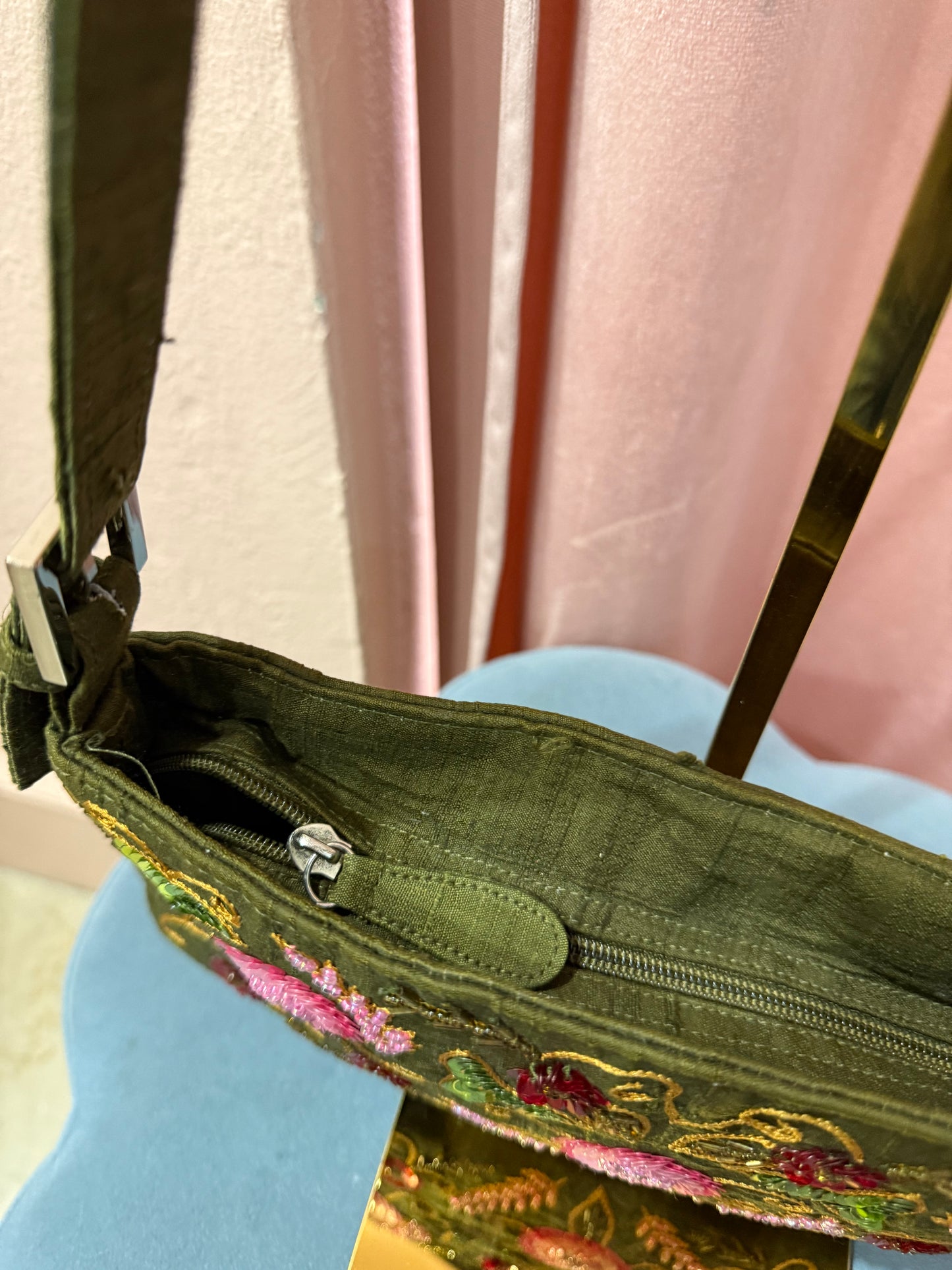 Borsa baguette con paillettes