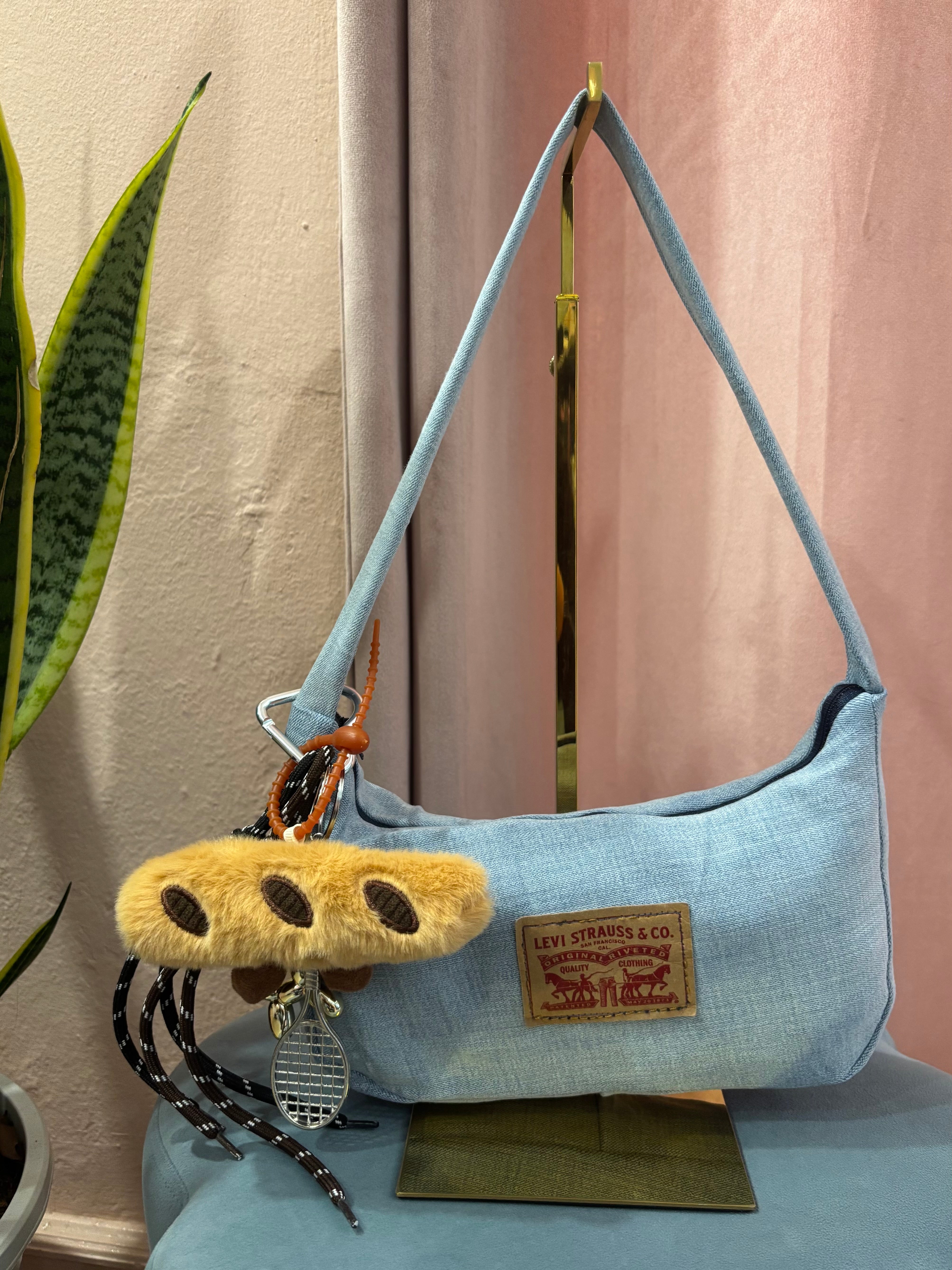 Borsa Levis upcycling denim chiaro