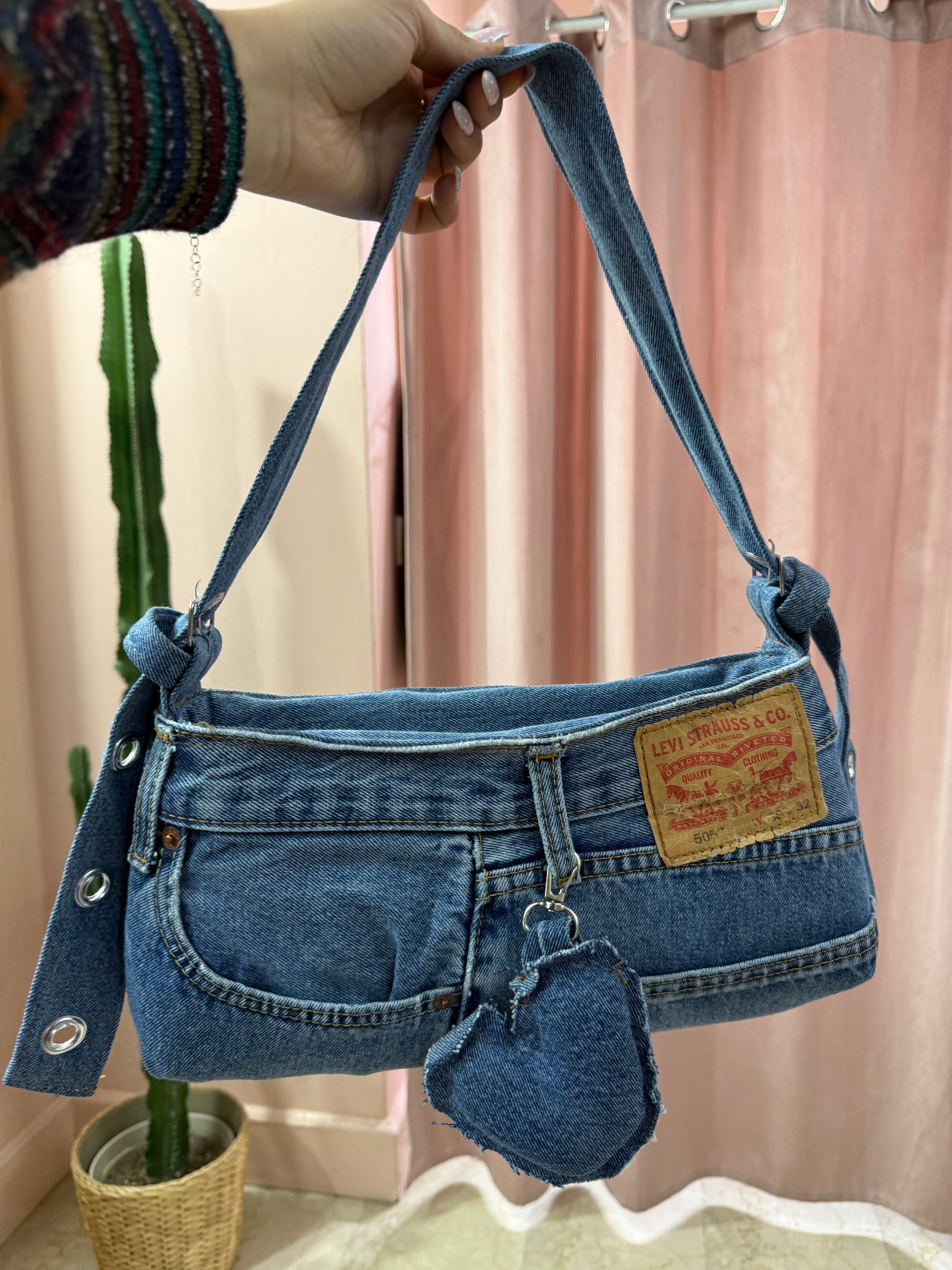 Borsa baguette Levis upcycling