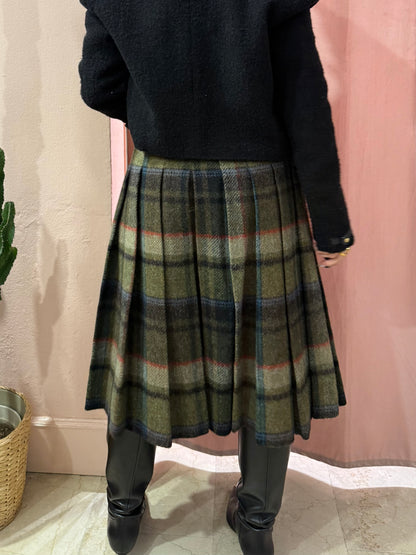Gonna tartan sul verde in lana spessa