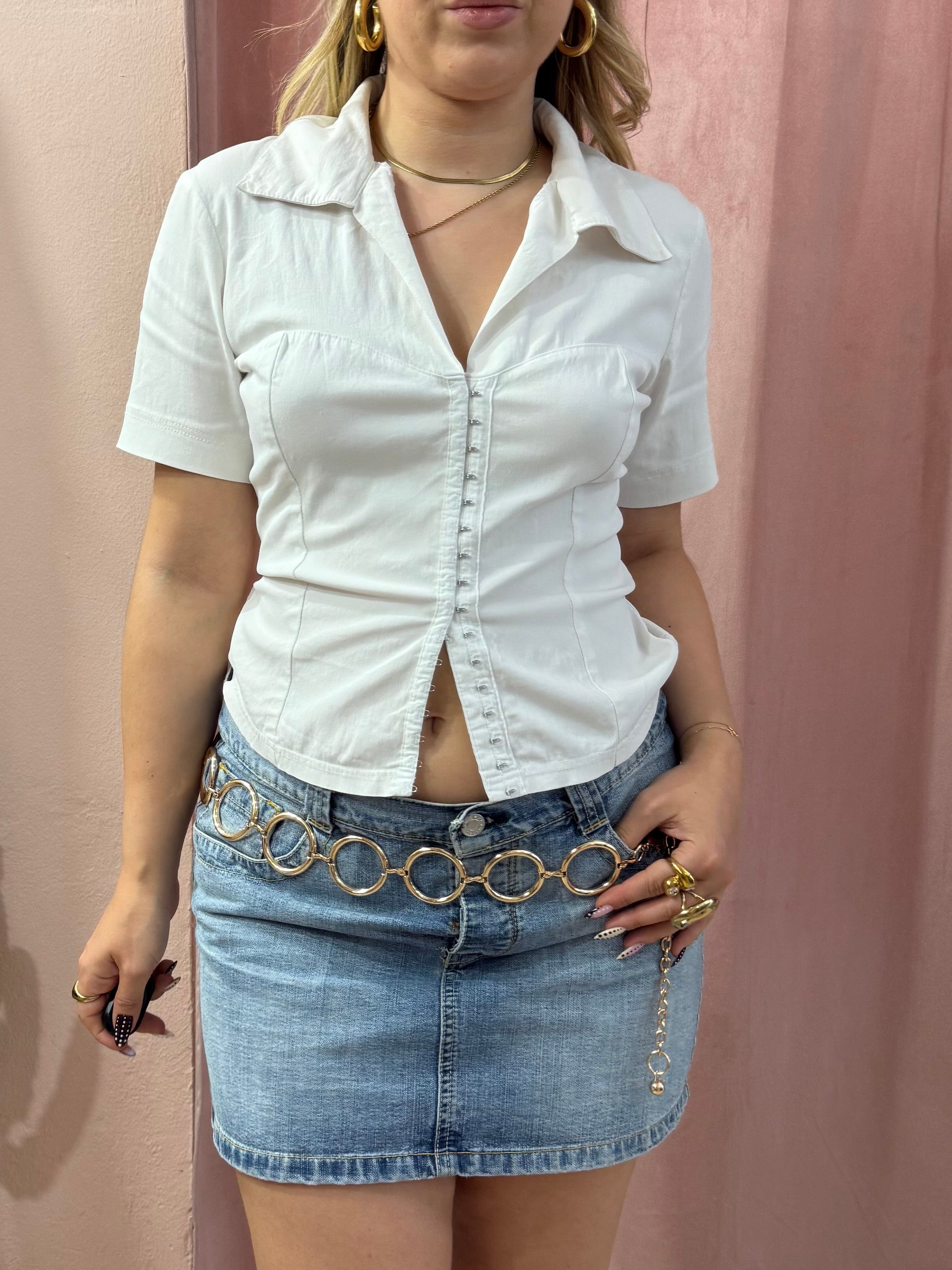 Minigonna in denim slavato