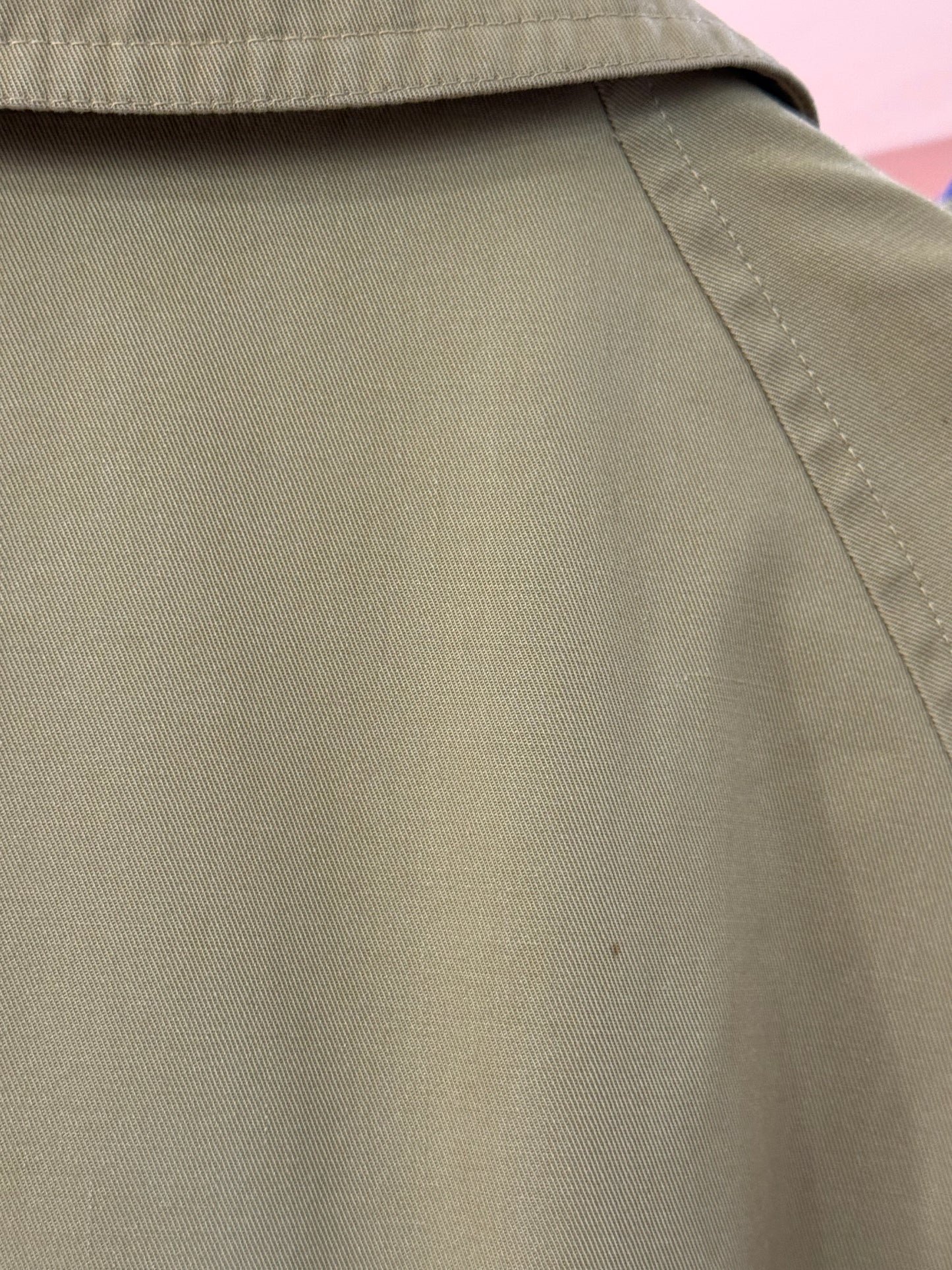 Trench vintage con cinturino