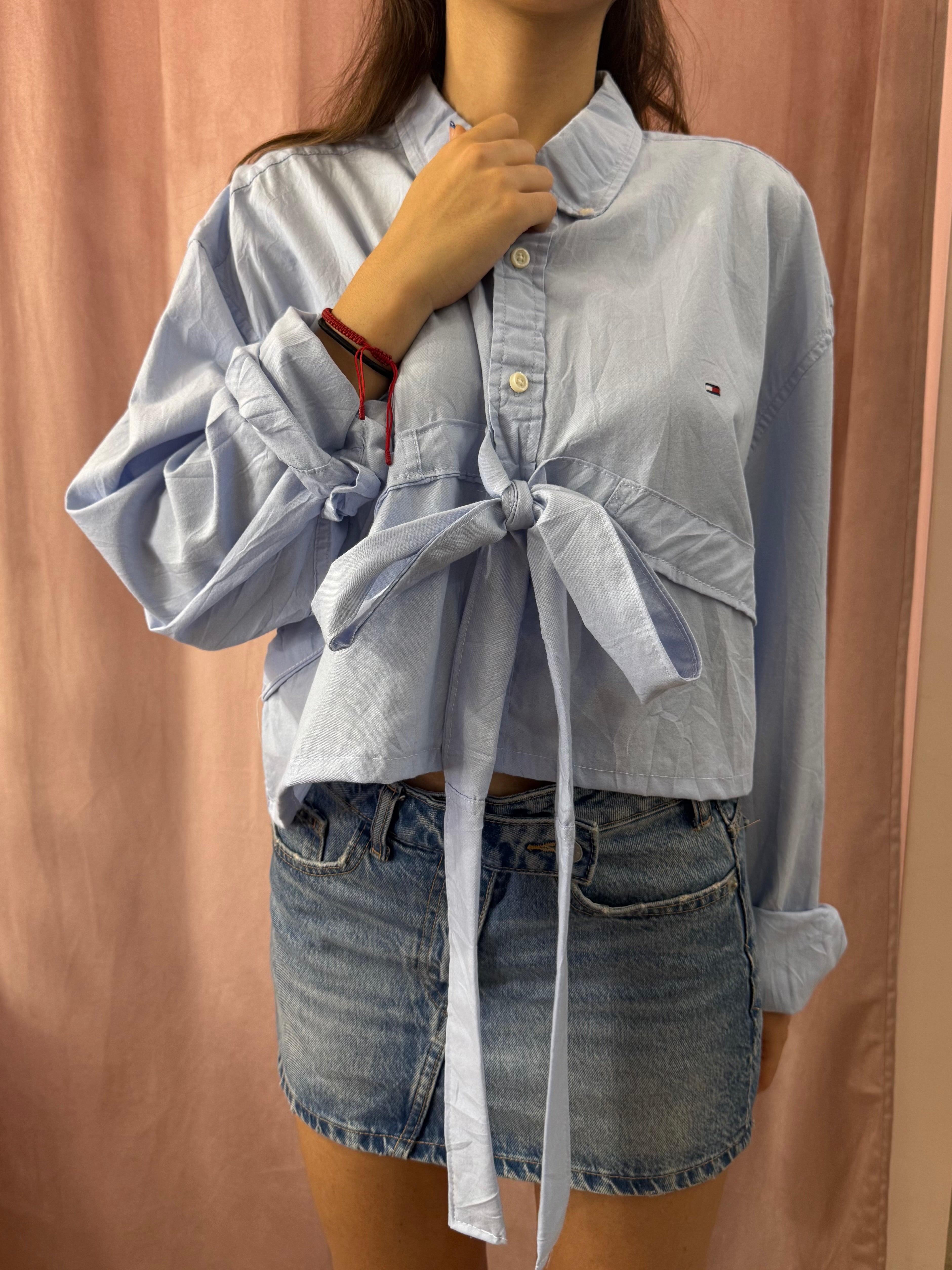 Camicia Tommy Hilfiger upcycling azzurra