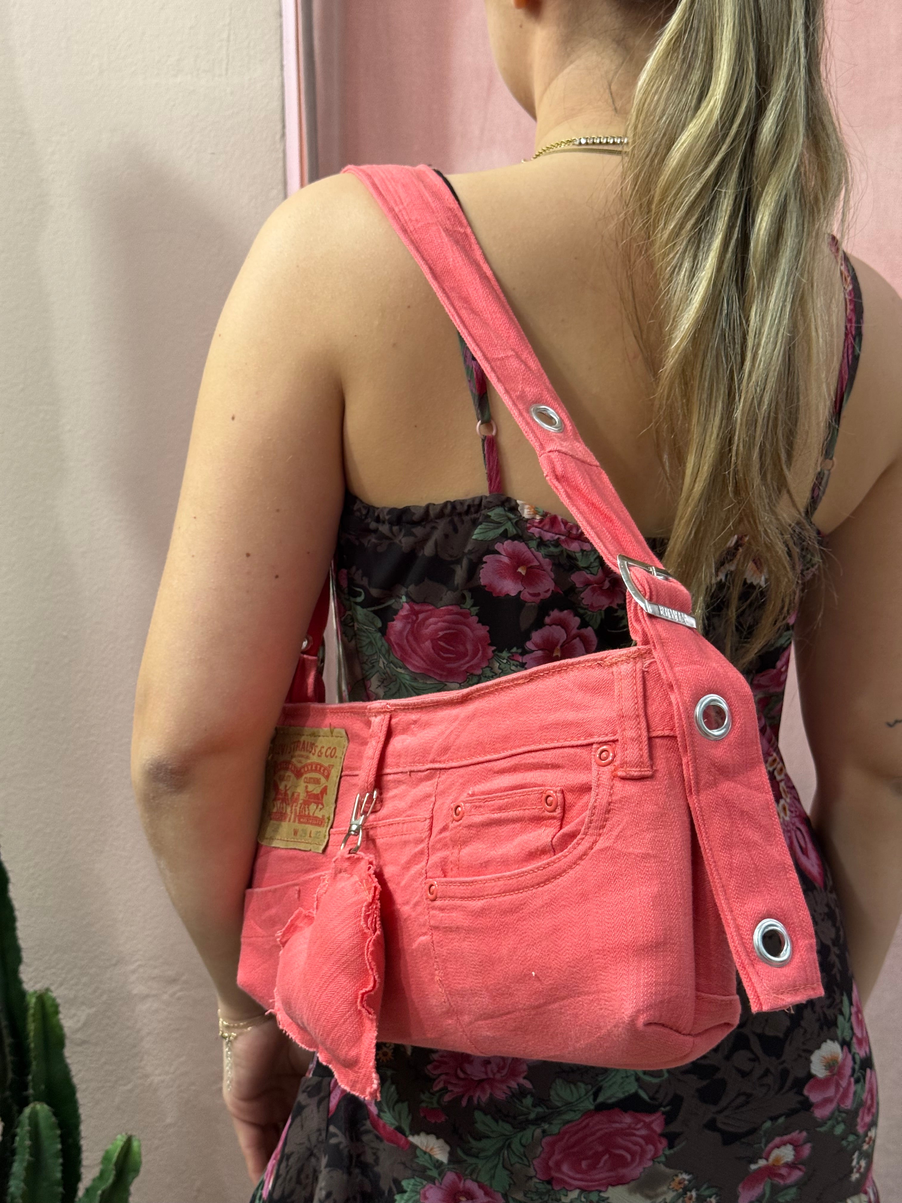 Borsa baguette Levis upcycling corallo