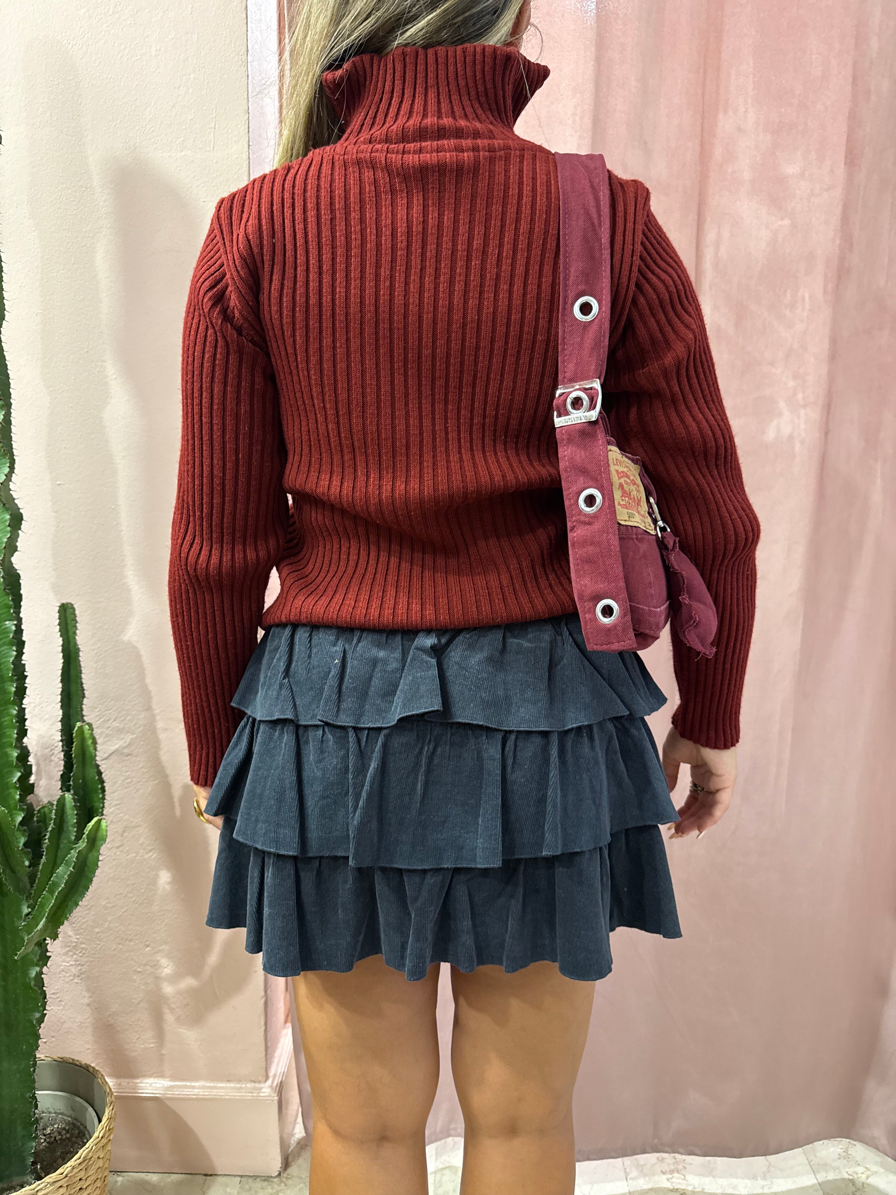 Felpa bordeaux con inserti in denim 00s