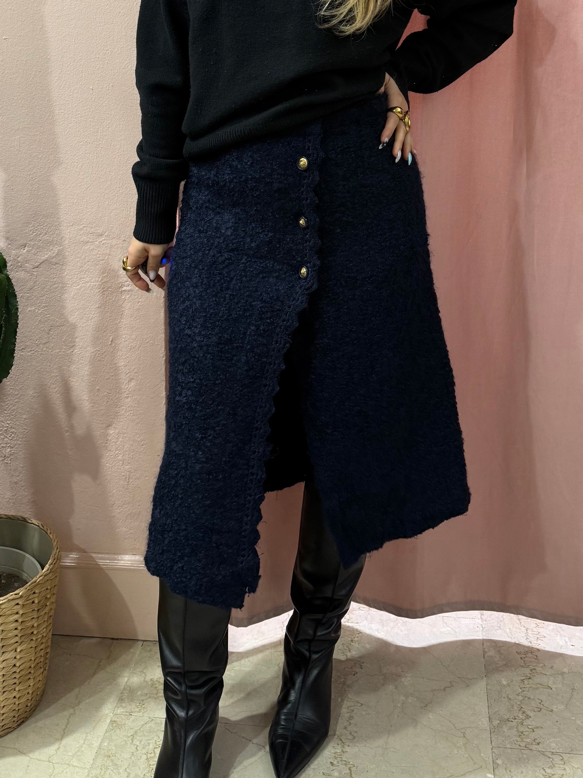 Gonna longuette blu in lana bouclé