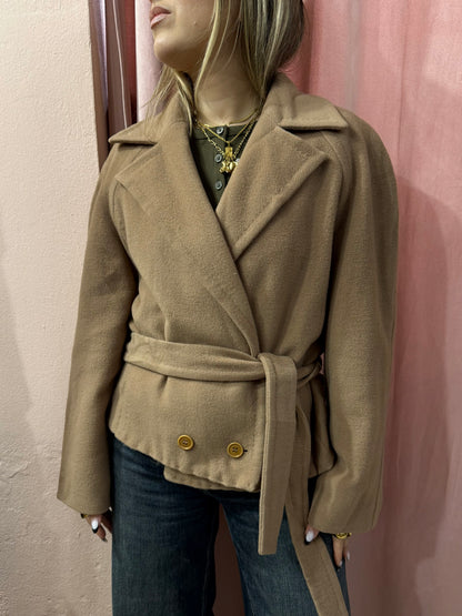Cappotto corto cammello in lana