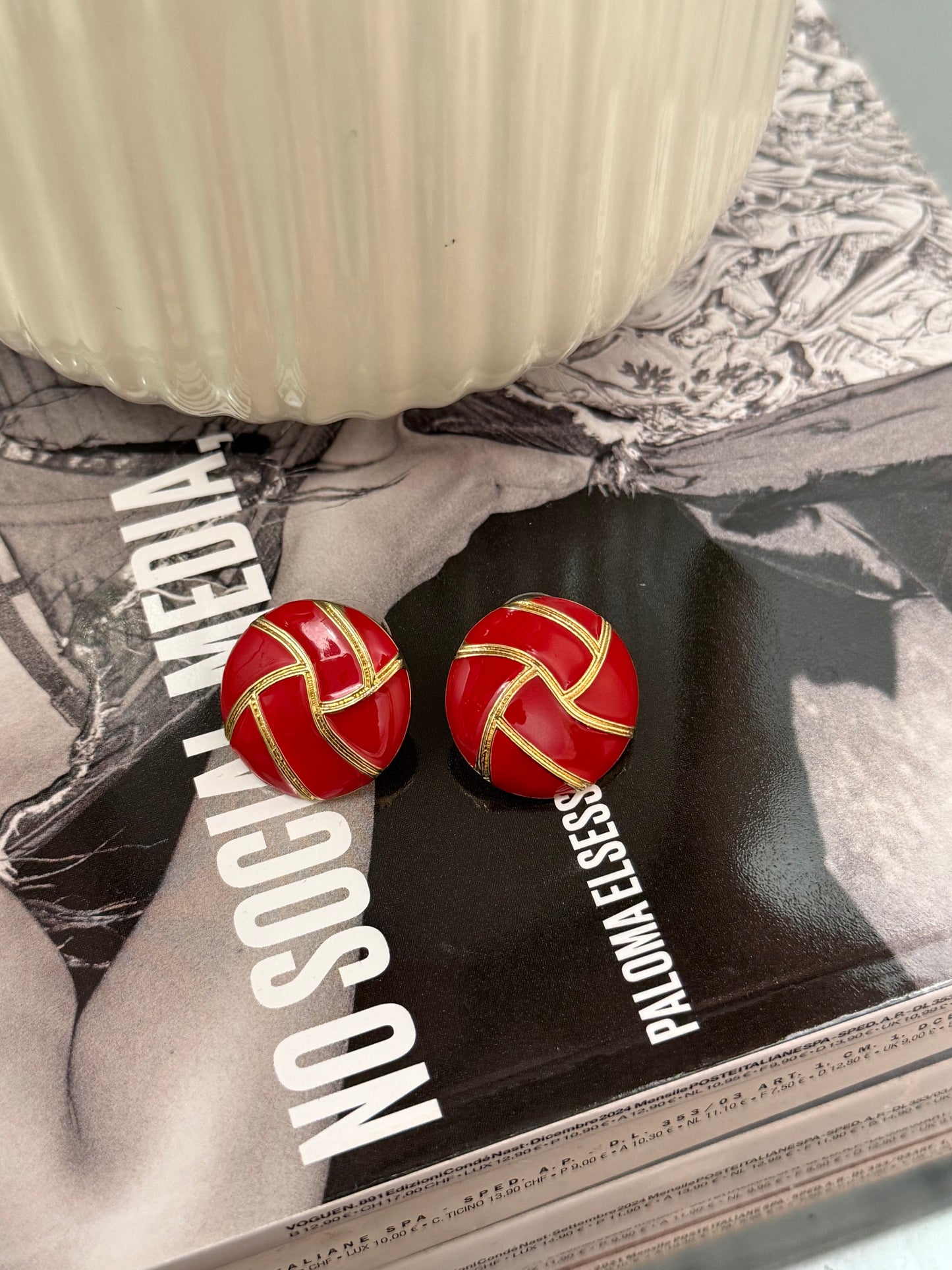 Orecchini a bottone rossi