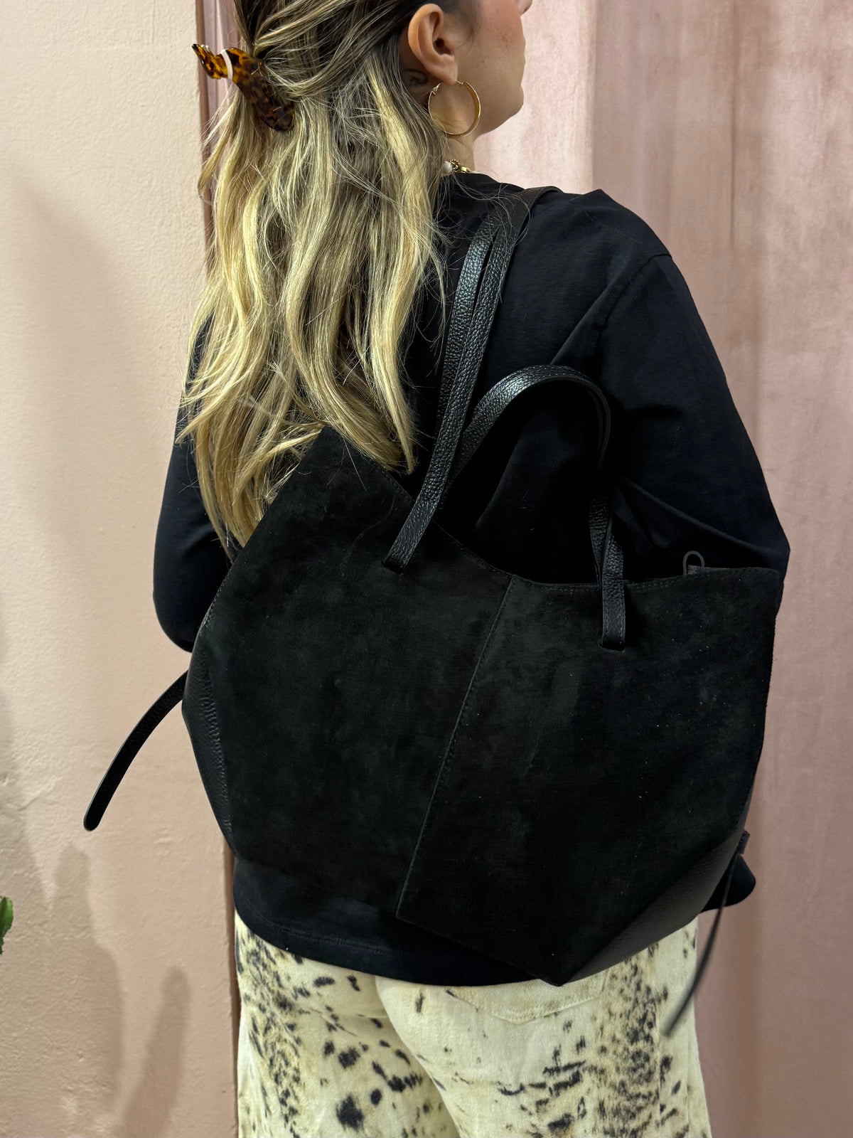Borsa in vera pelle scamosciata nera