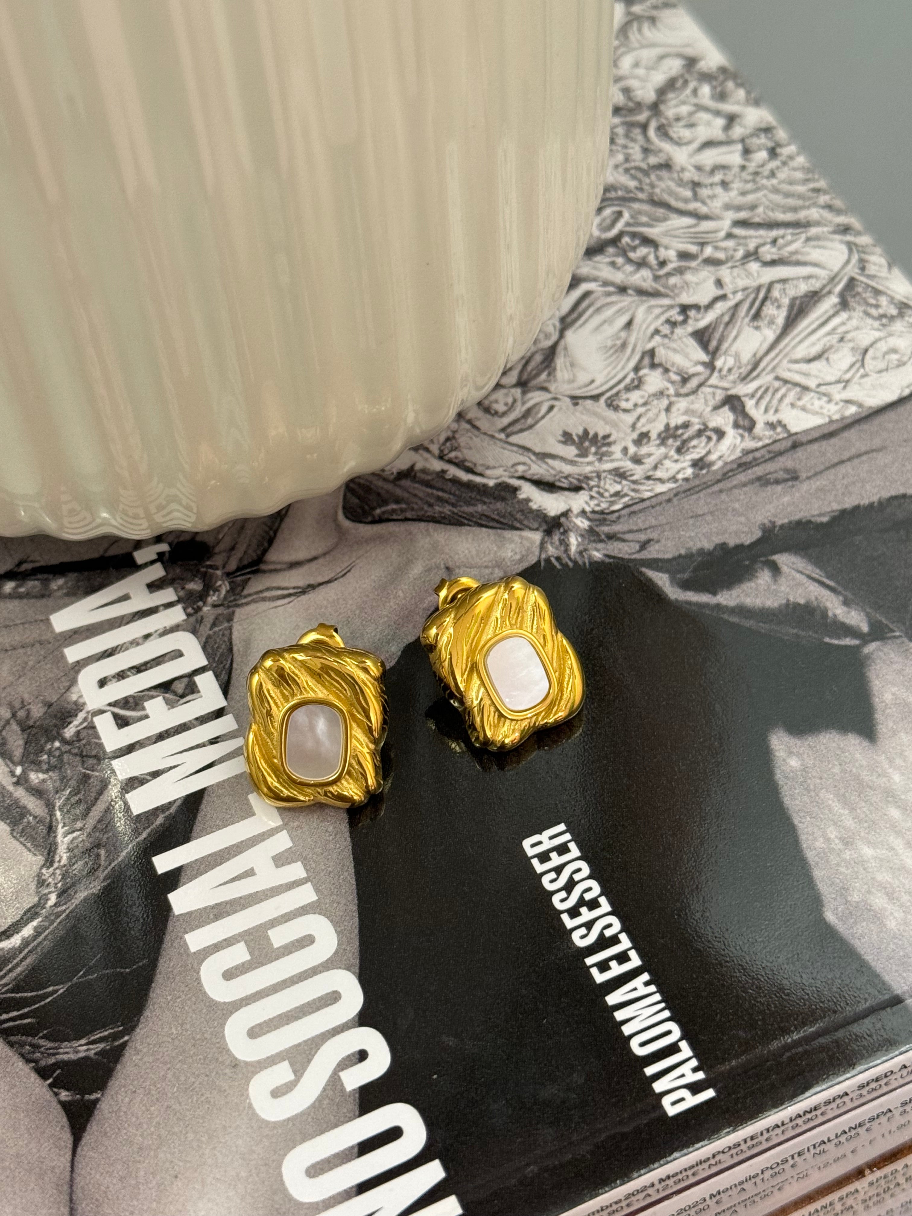 Orecchini con effetto madreperla | solo online