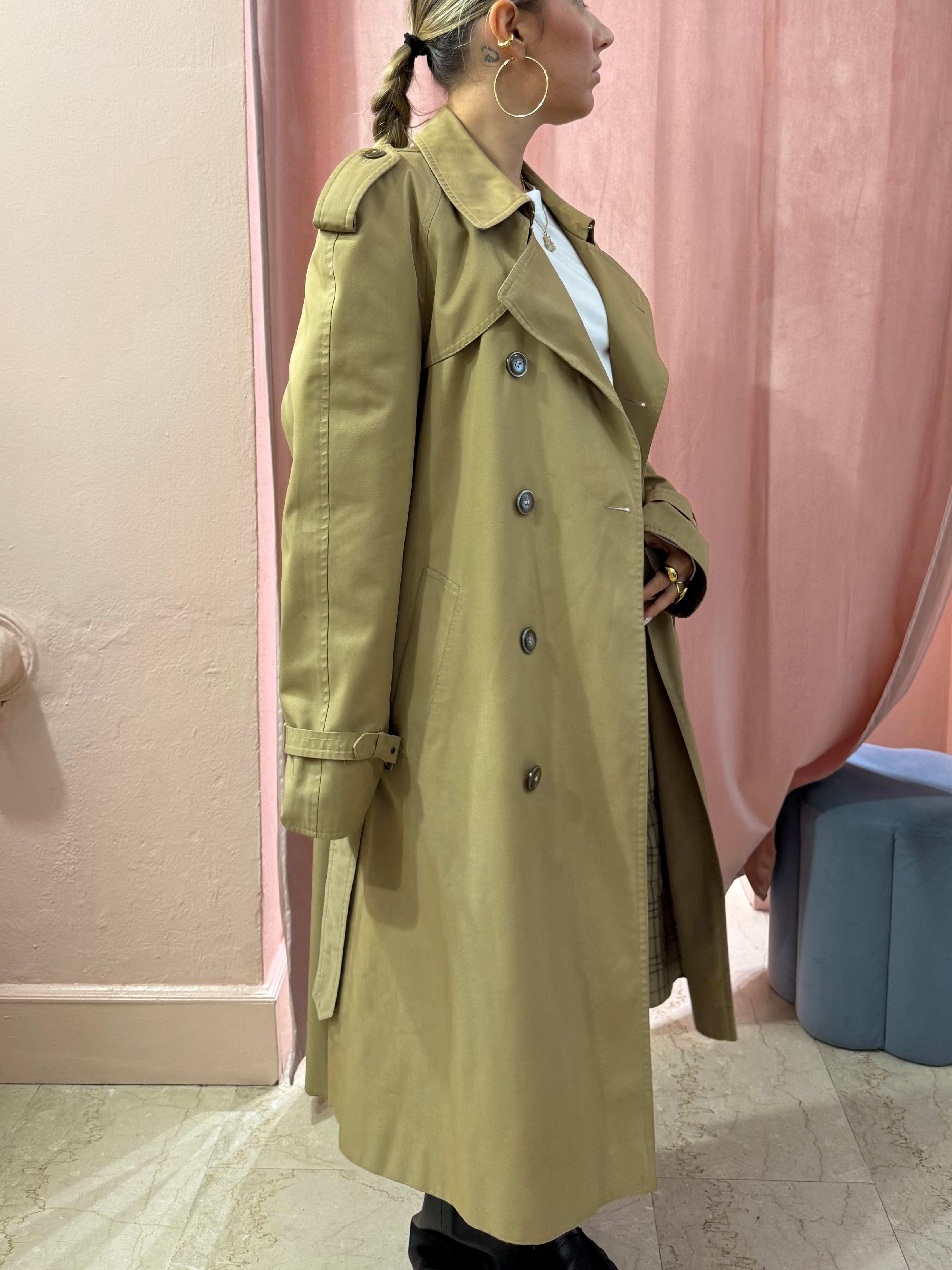 Trench vintage con cinturino