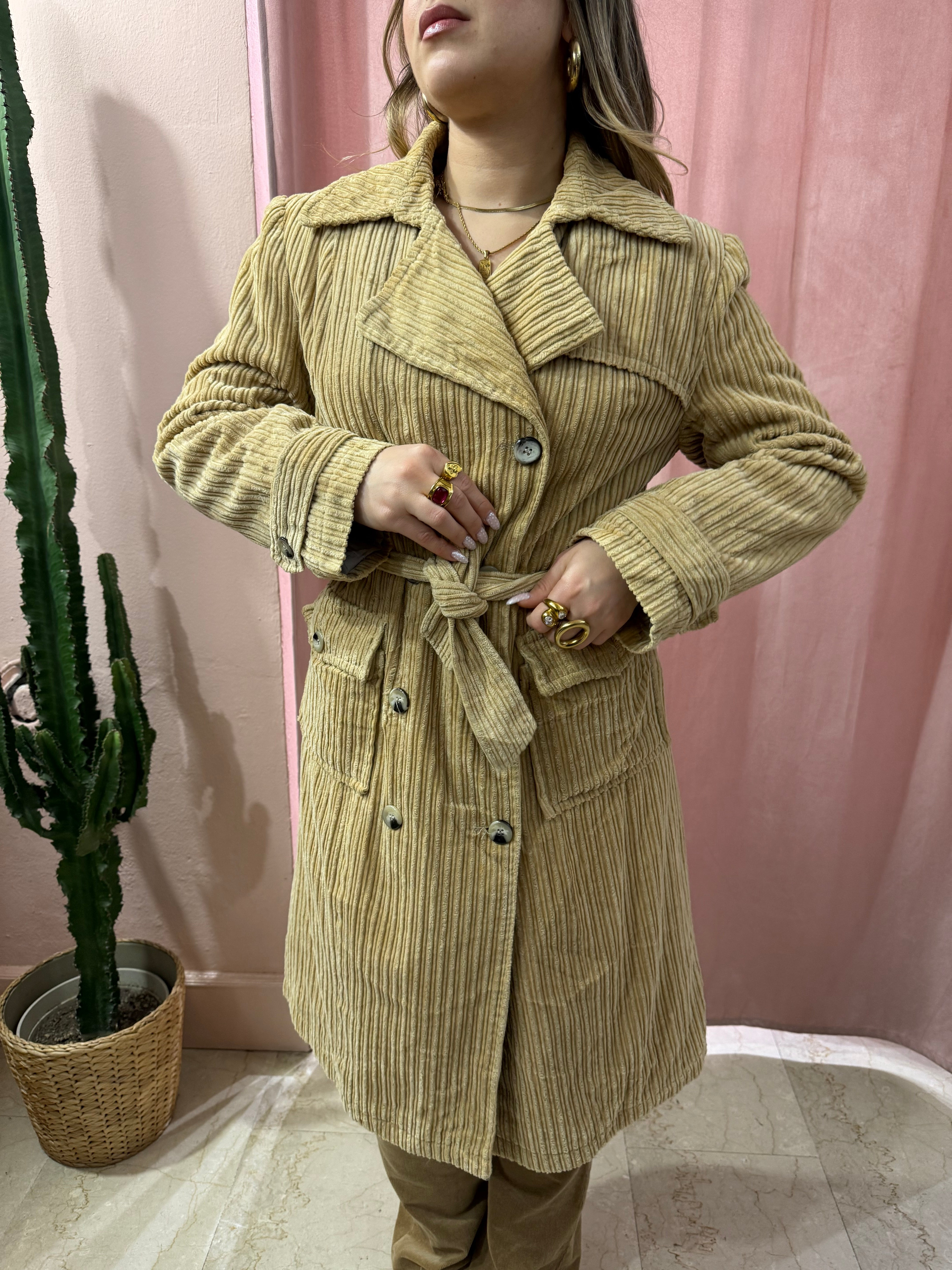 Trench beige a coste