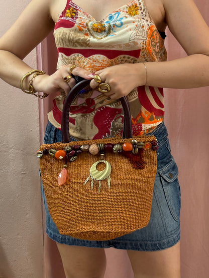 Borsa vintage arancio con ciondoli