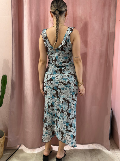 Vestito anni 2000 in fantasia floreale sull’azzurro