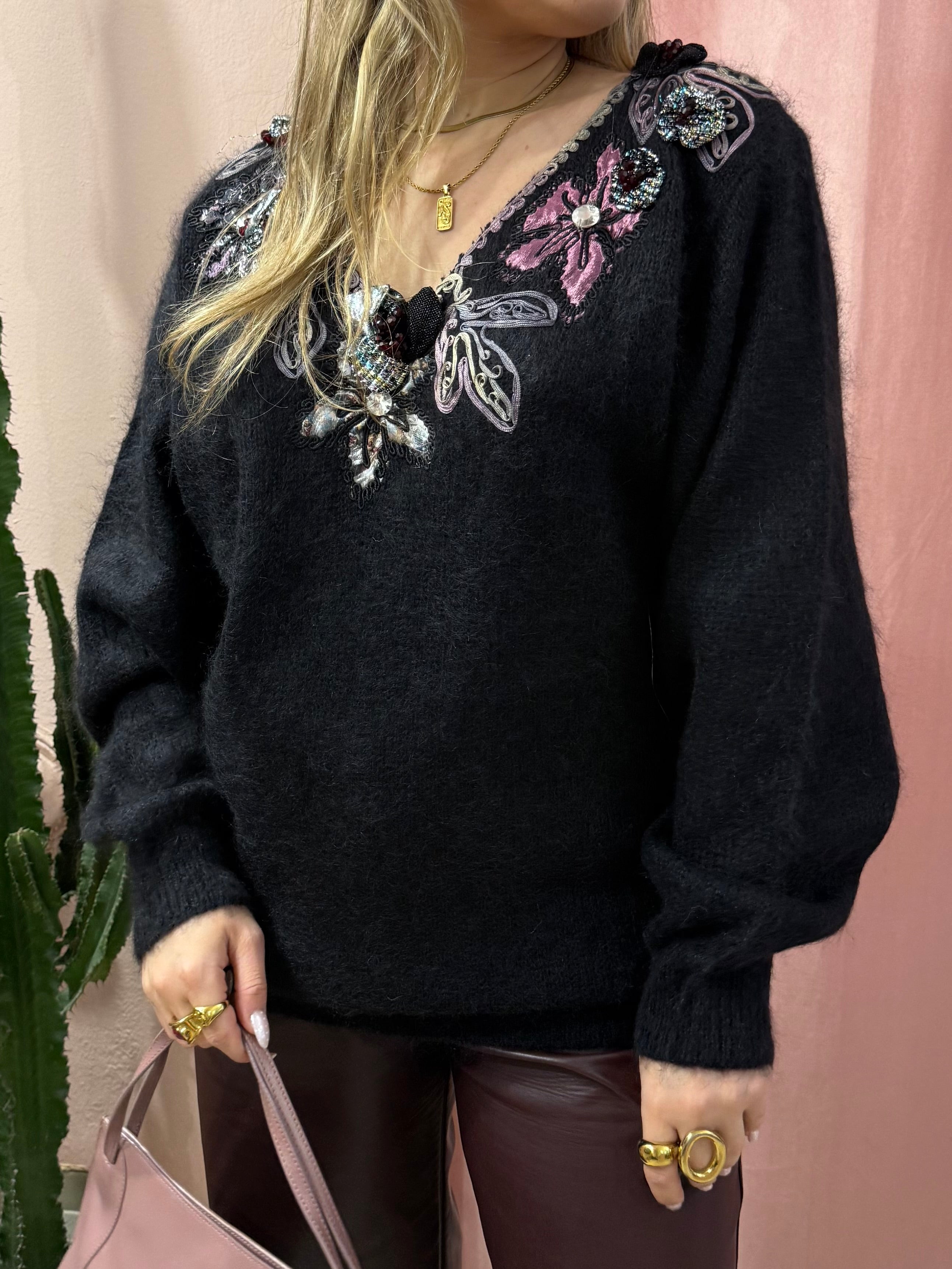 Maglione vintage ricamato in kid mohair