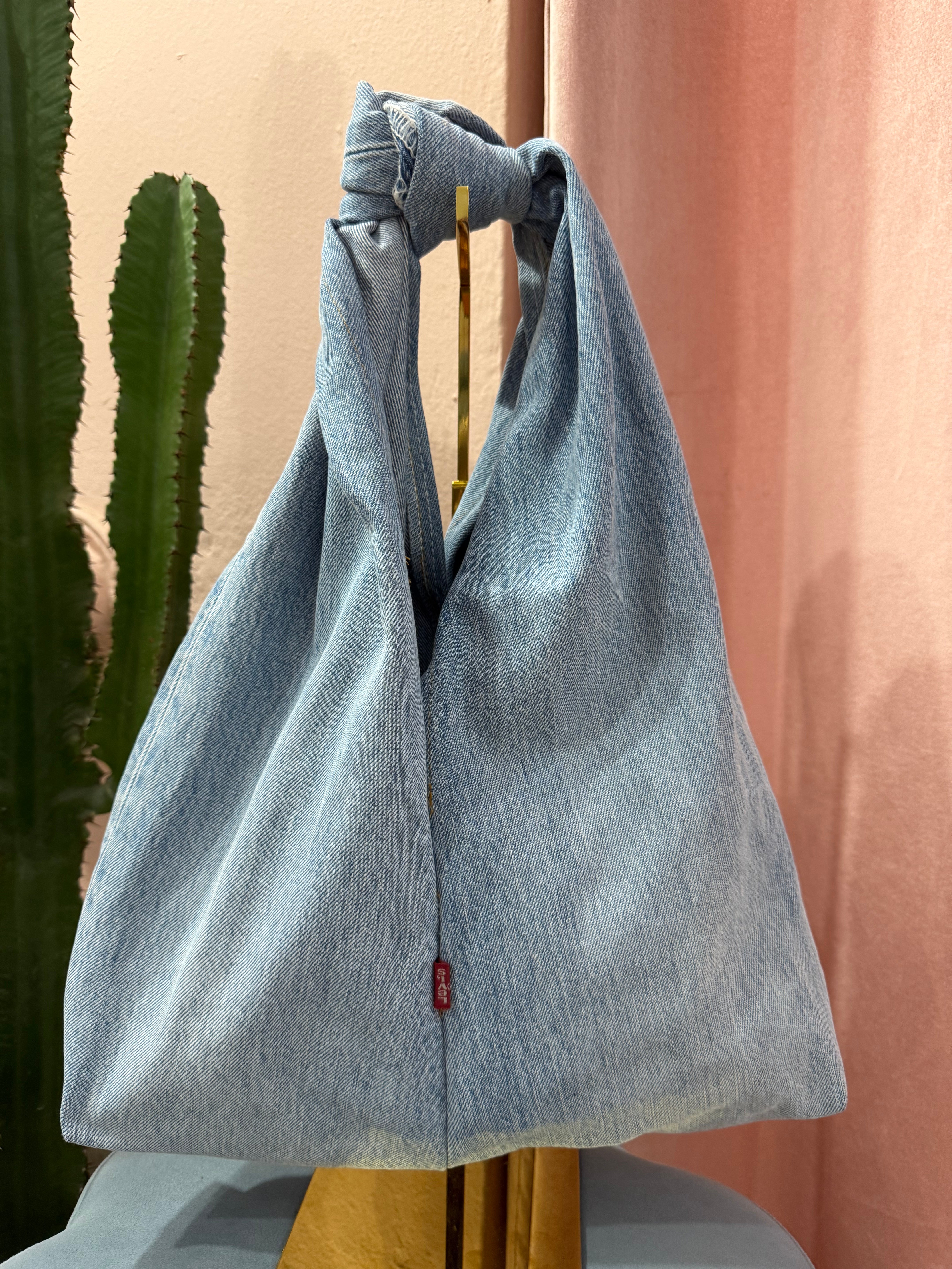 Borsa Levis upcycling nodo