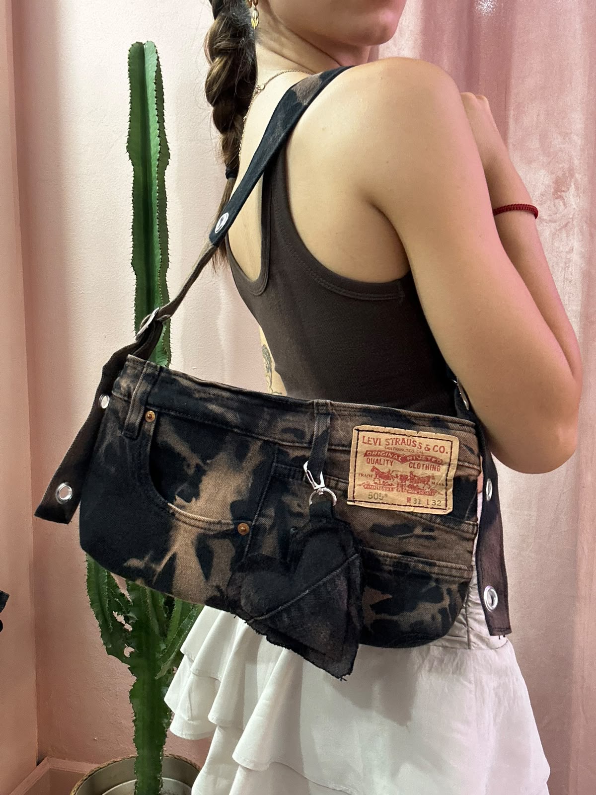 Borsa Levis baguette upcycling tie dye nera