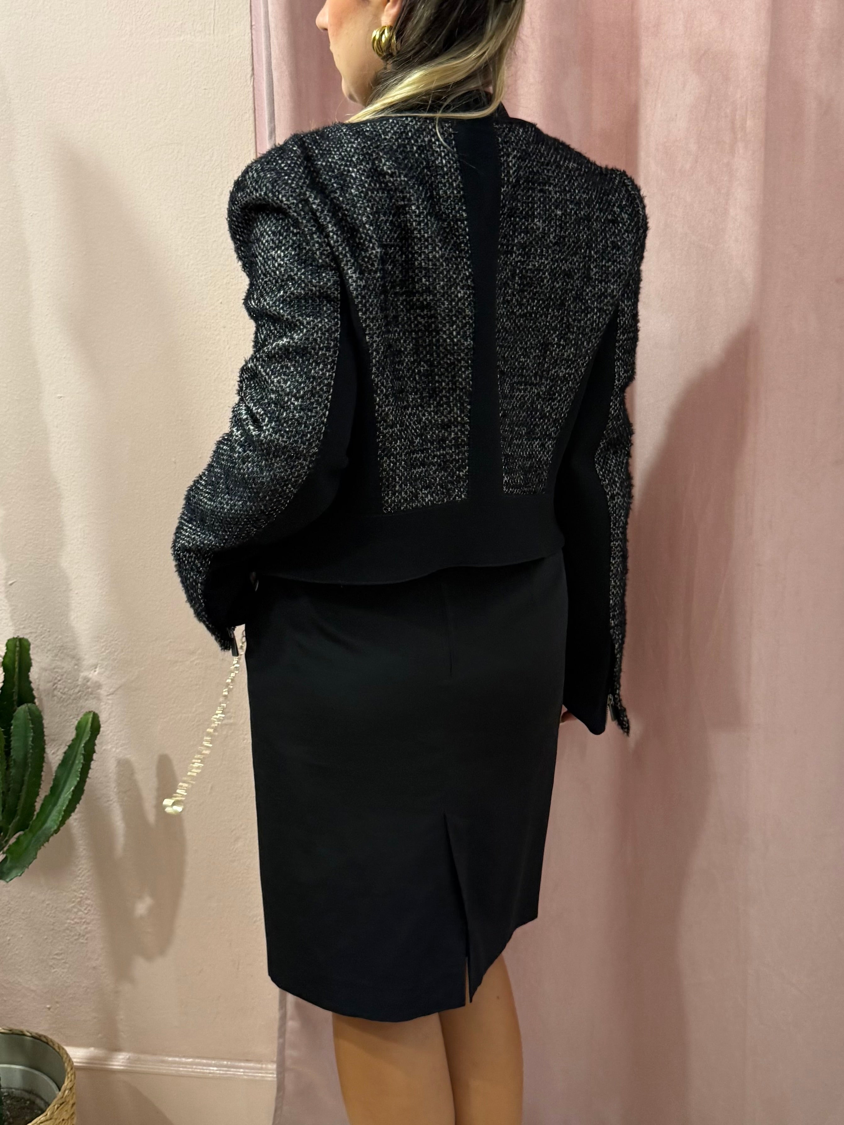 Giacca Ferrè modello chanel