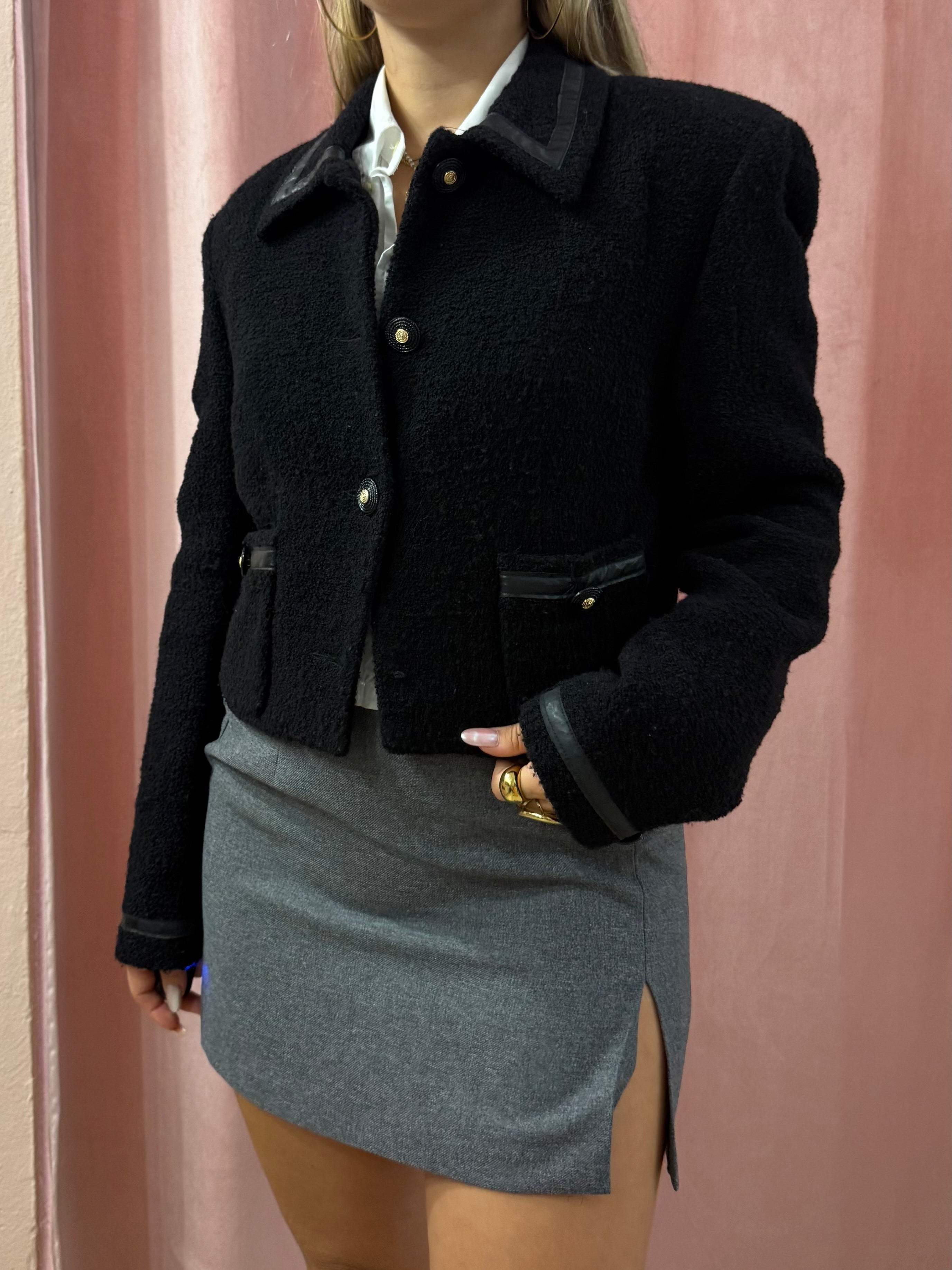 Blazer nero modello “Chanel”