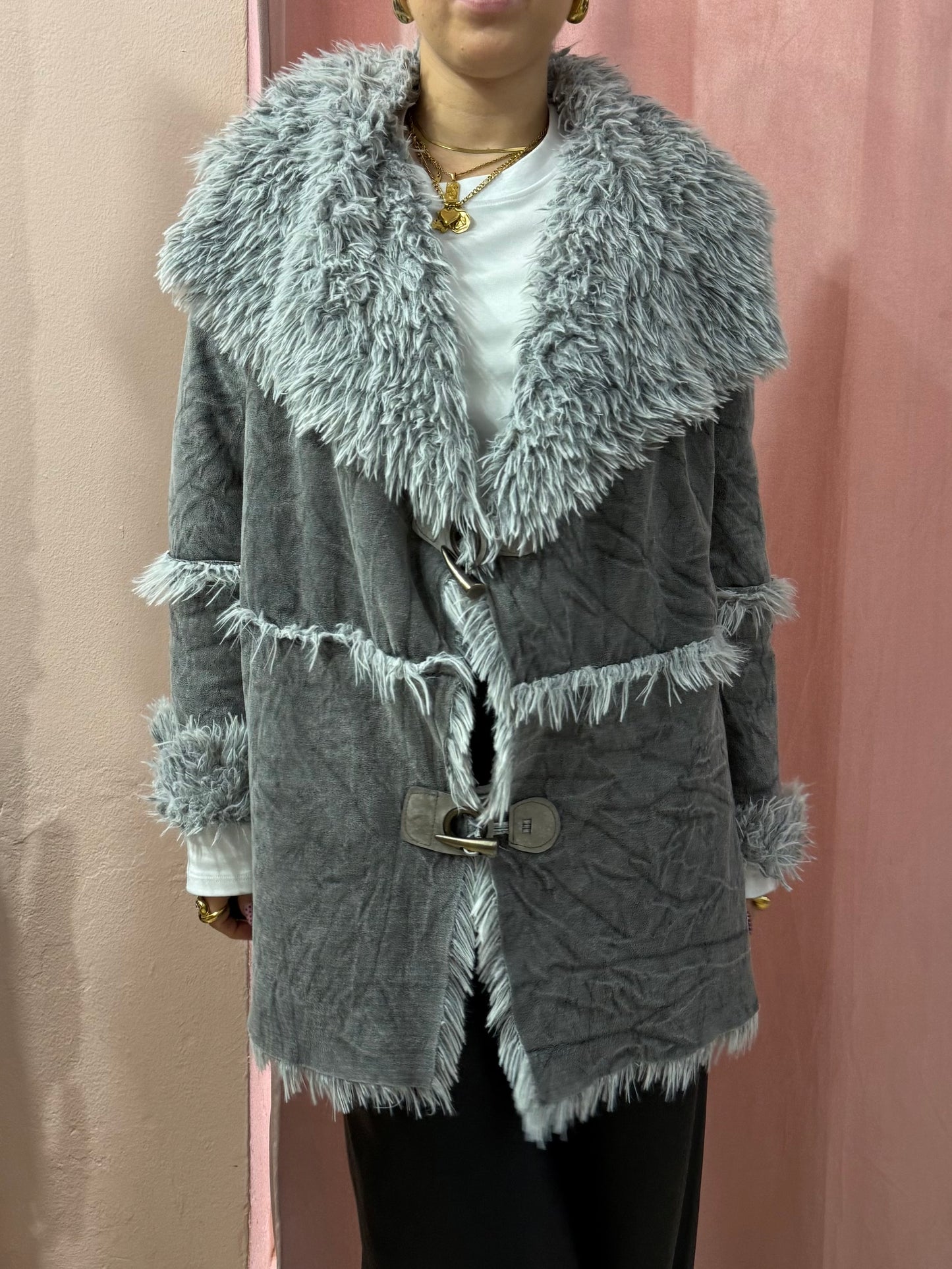 Montone 00s ghiaccio