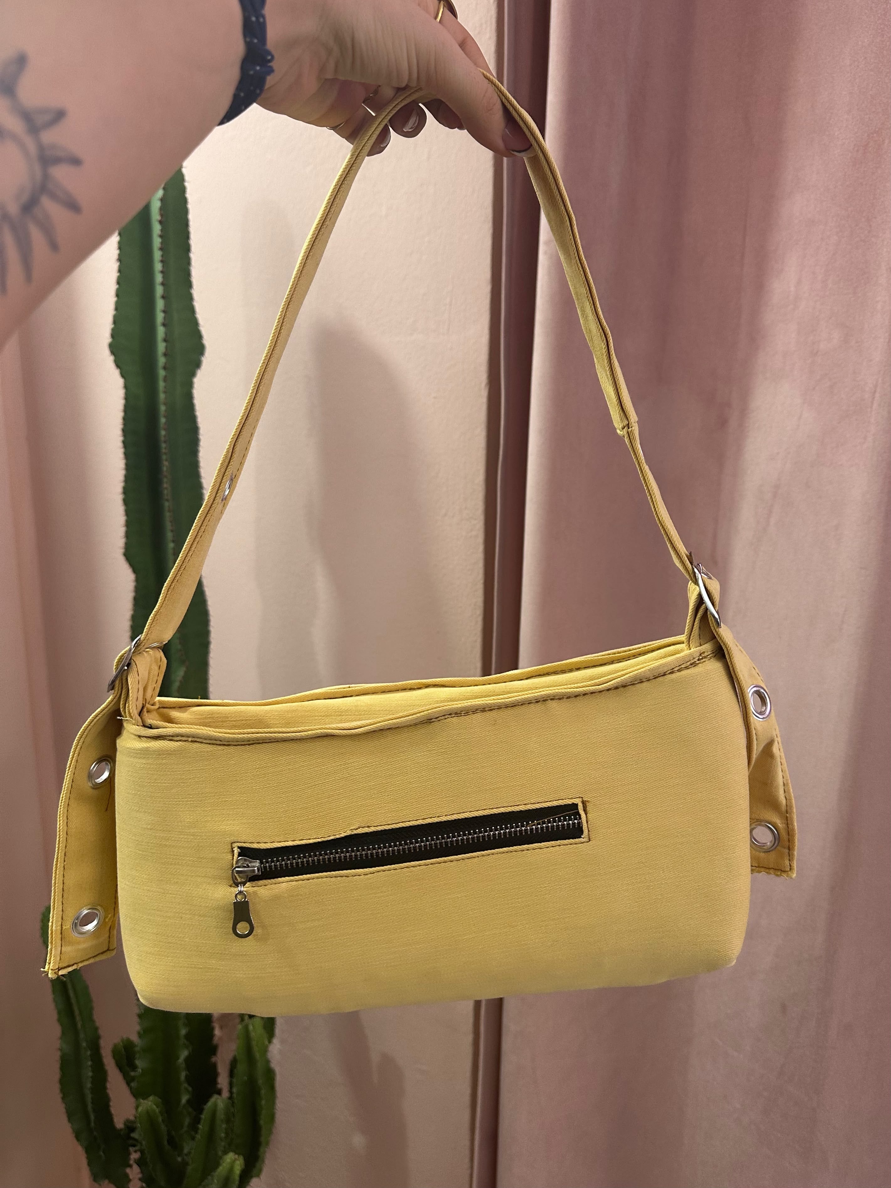 Borsa Levis baguette upcycling gialla