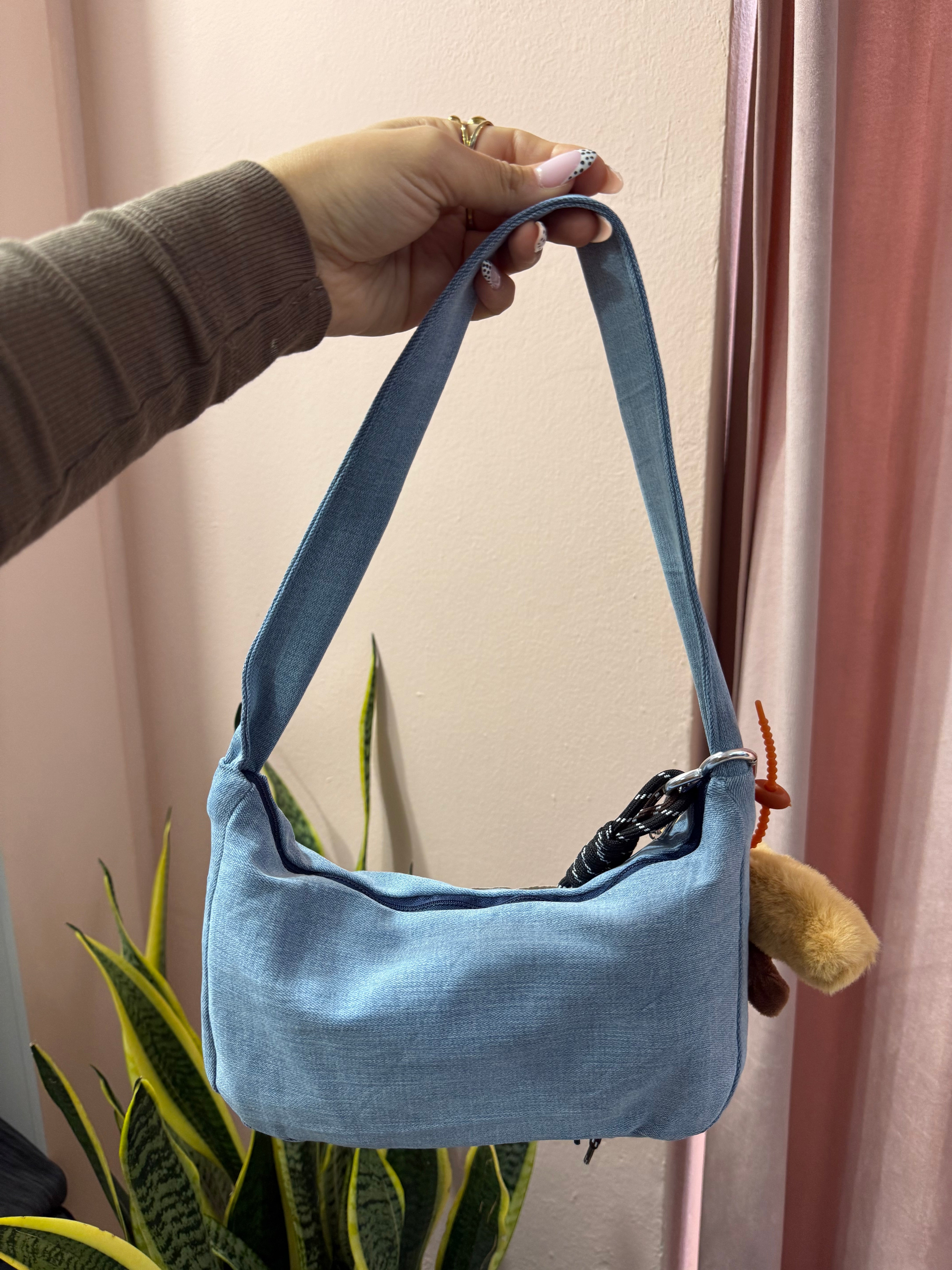 Borsa Levis upcycling denim chiaro