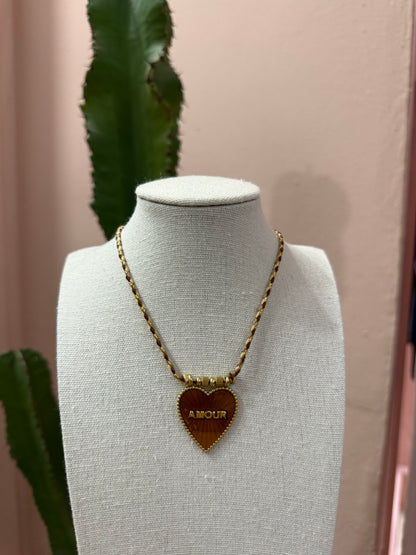 Collana “Amore”