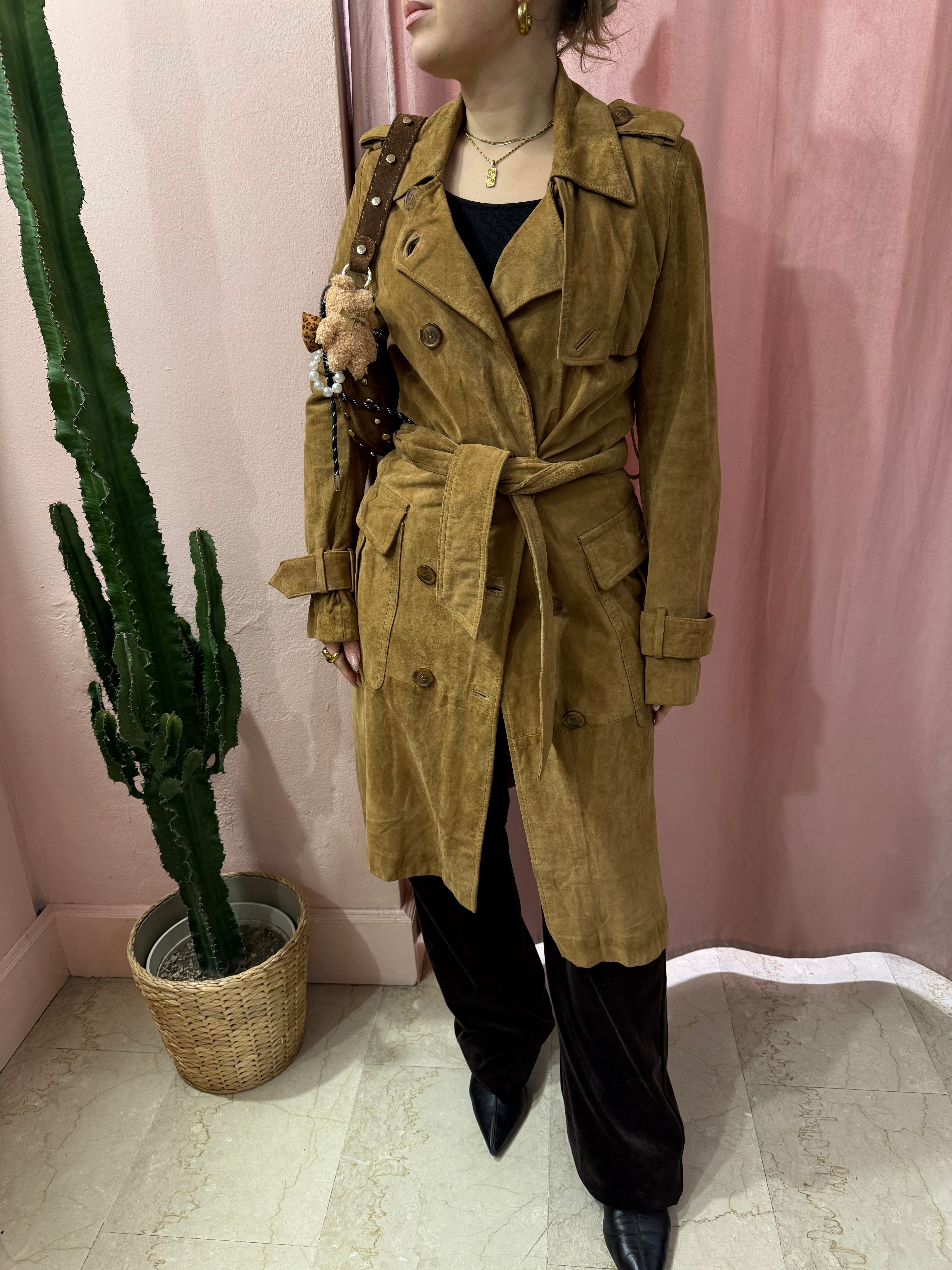 Trench in pelle scamosciato