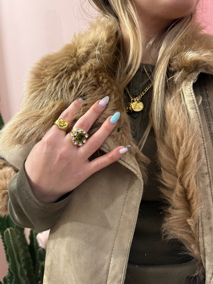 Montone Shearling smanicato con cinturino