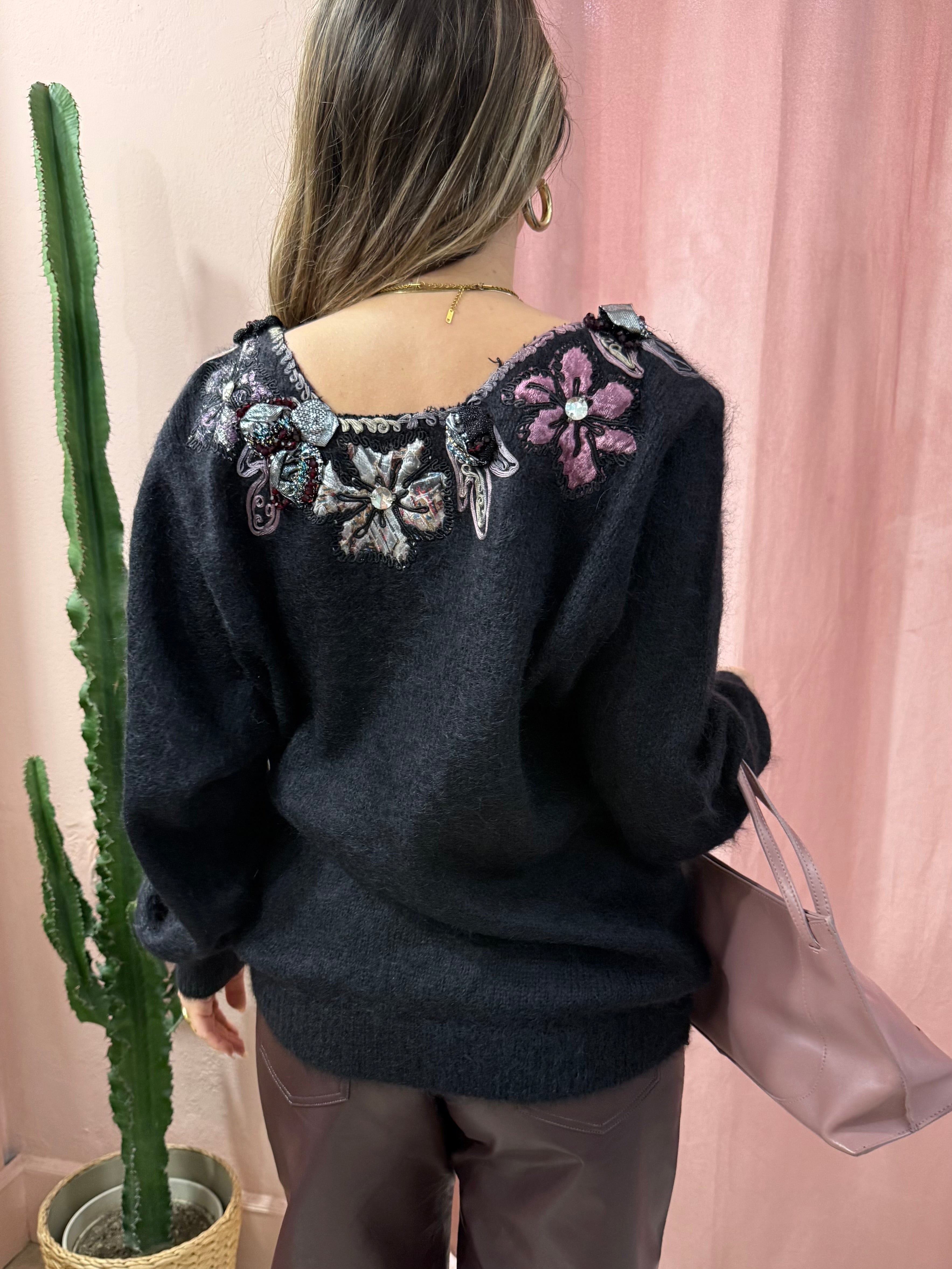 Maglione vintage ricamato in kid mohair