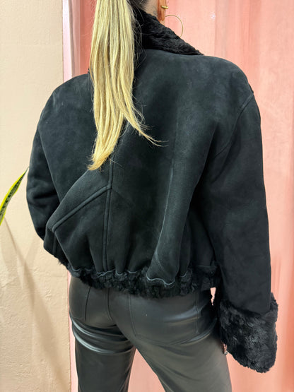 Montone vintage nero