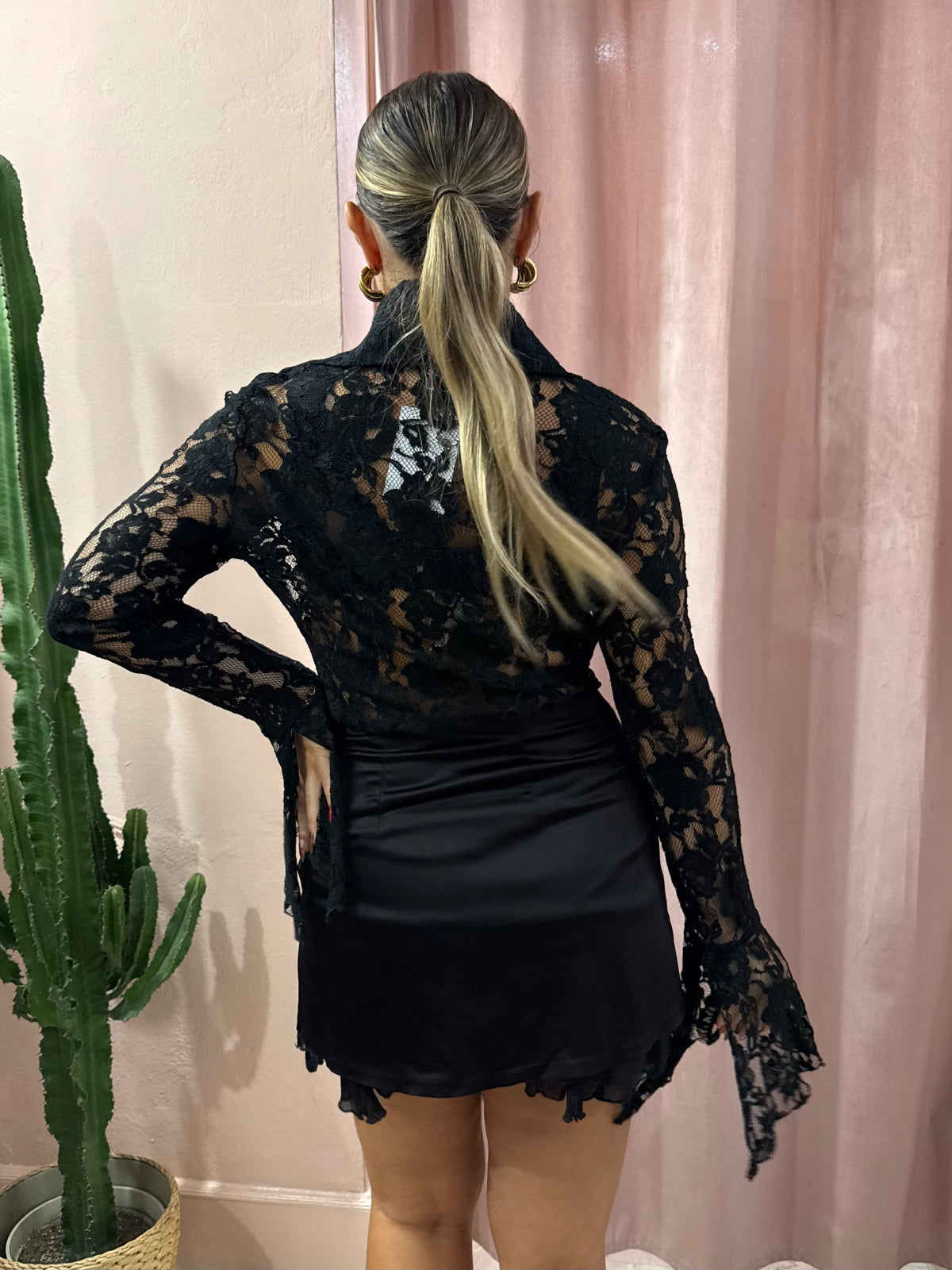 Minigonna nera 00s con inserti in tulle
