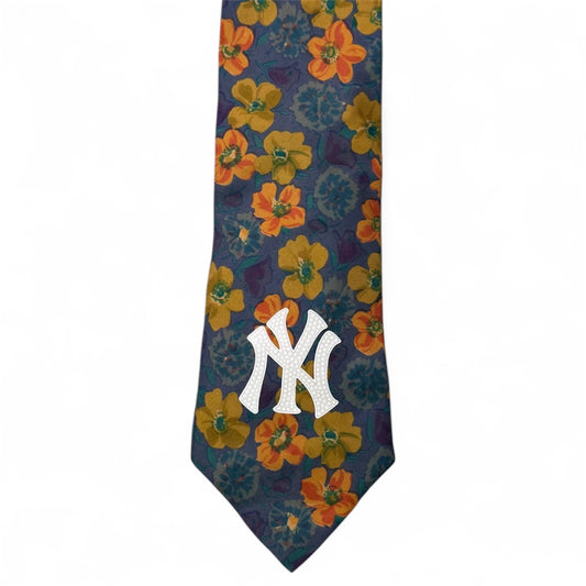 Cravatta New Yankees in fantasia floreale