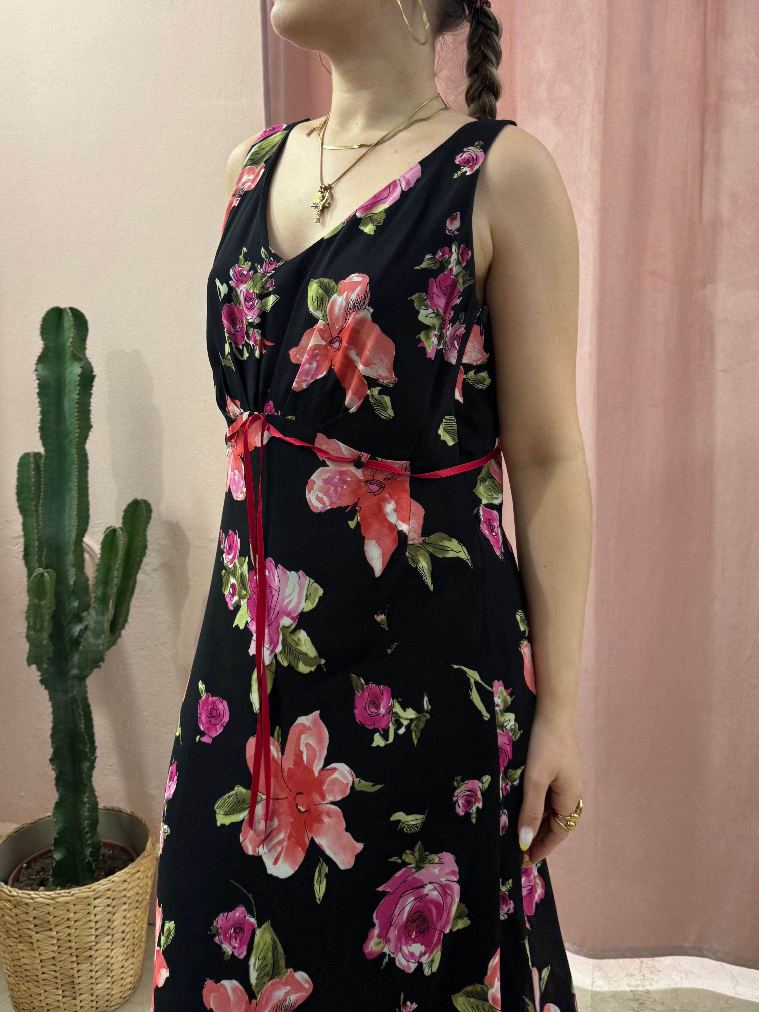 Maxi vestito nero fantasia a fiori