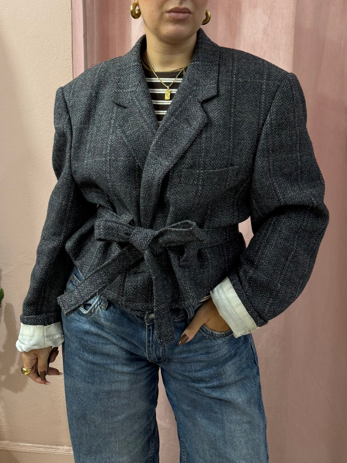 Blazer in lana upcycling antracite principe di galles