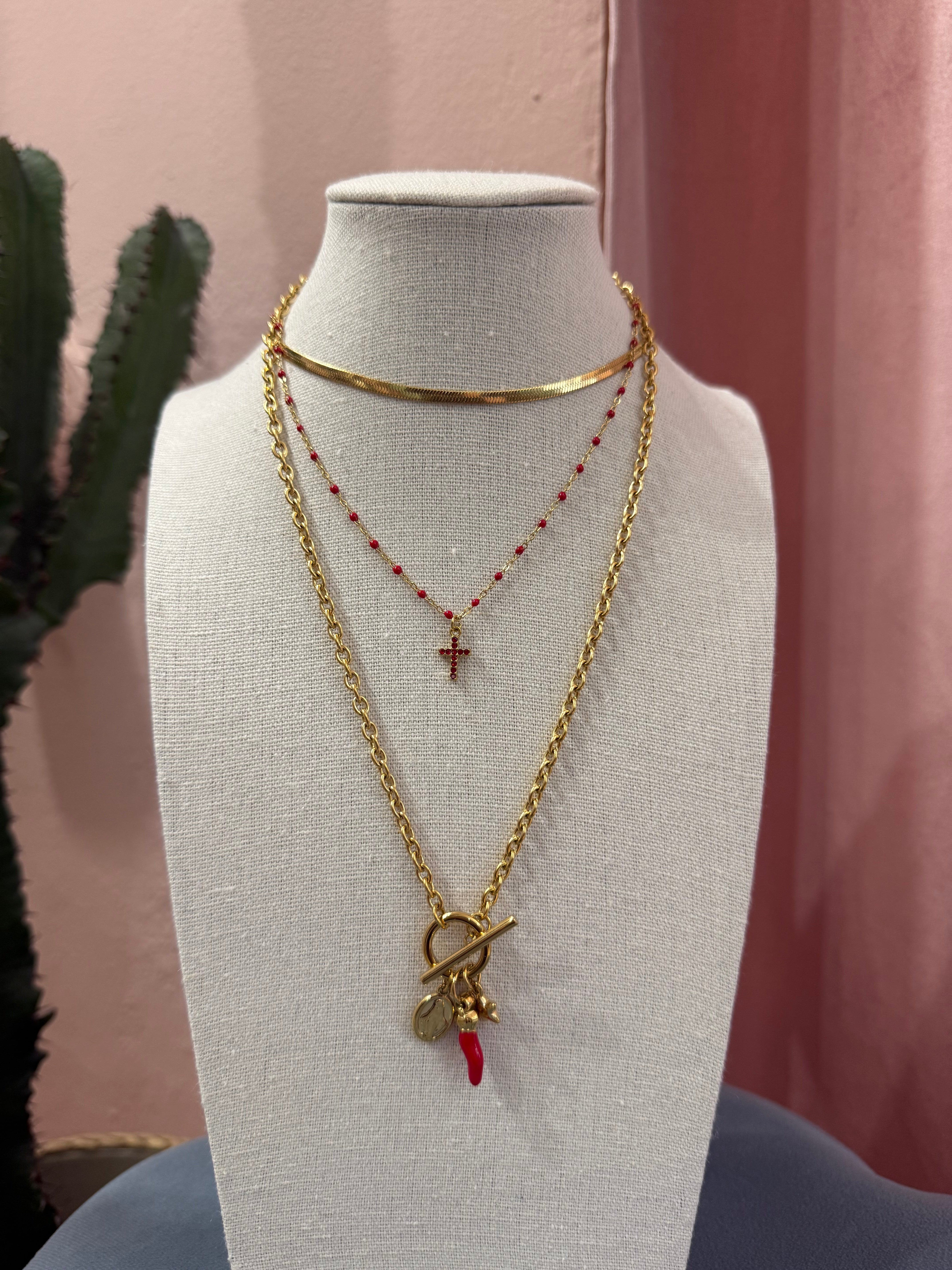 Collana con cornetto portafortuna