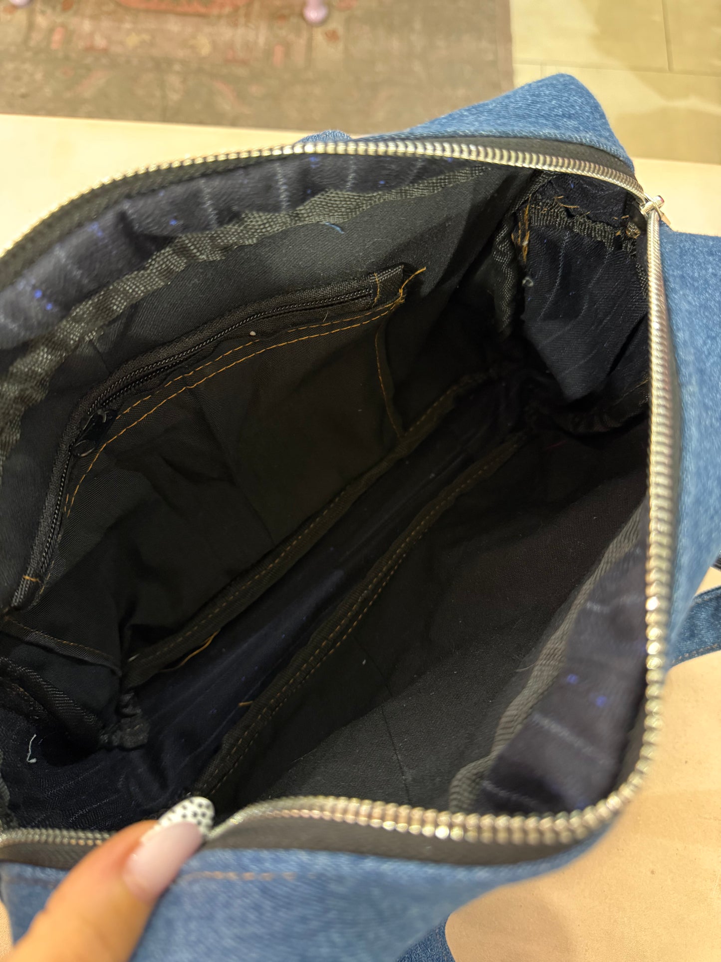 Borsa Levis upcycling a spalla