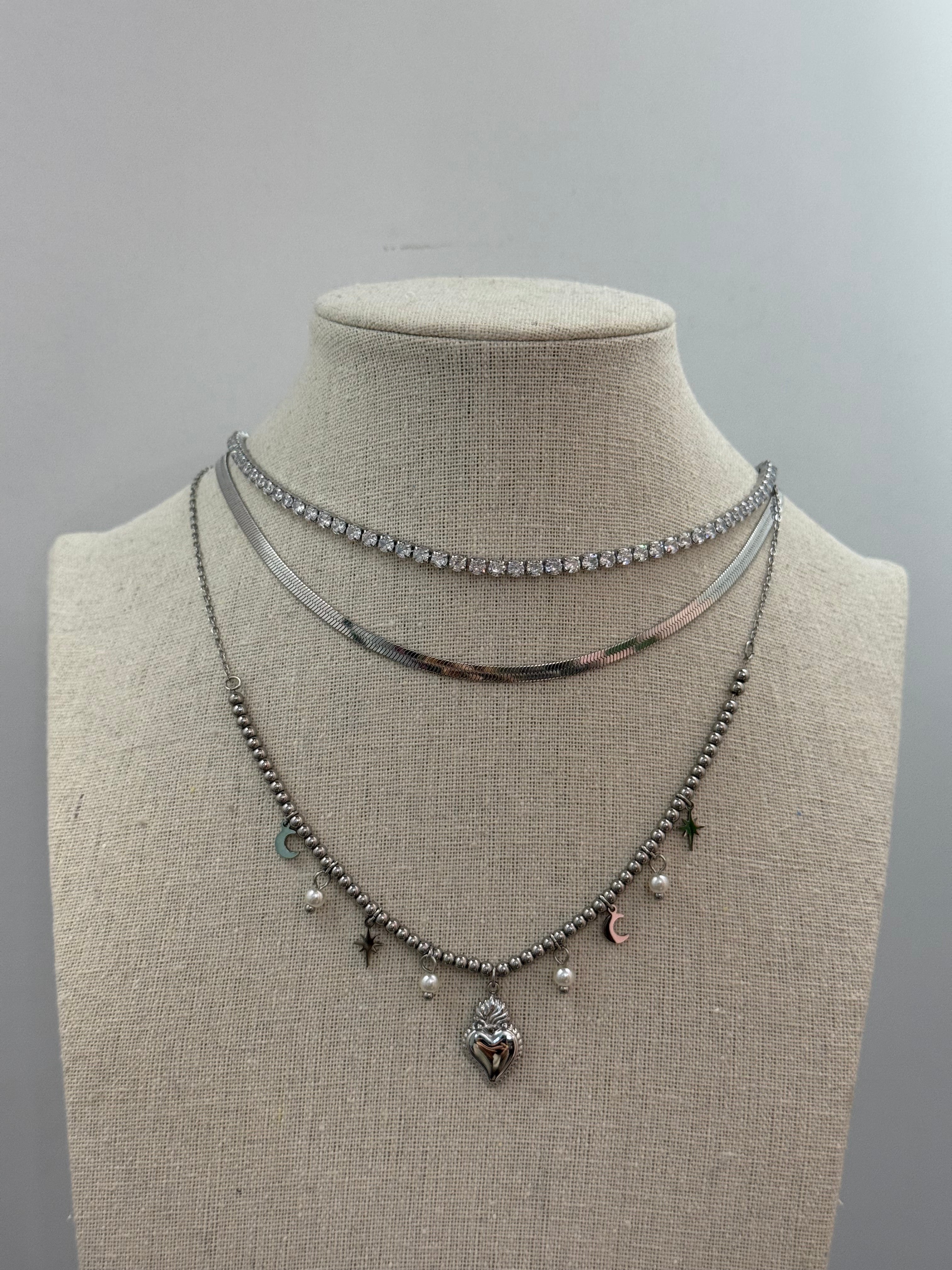 Collana ciondoli Cuore Sacro gold/ black e silver