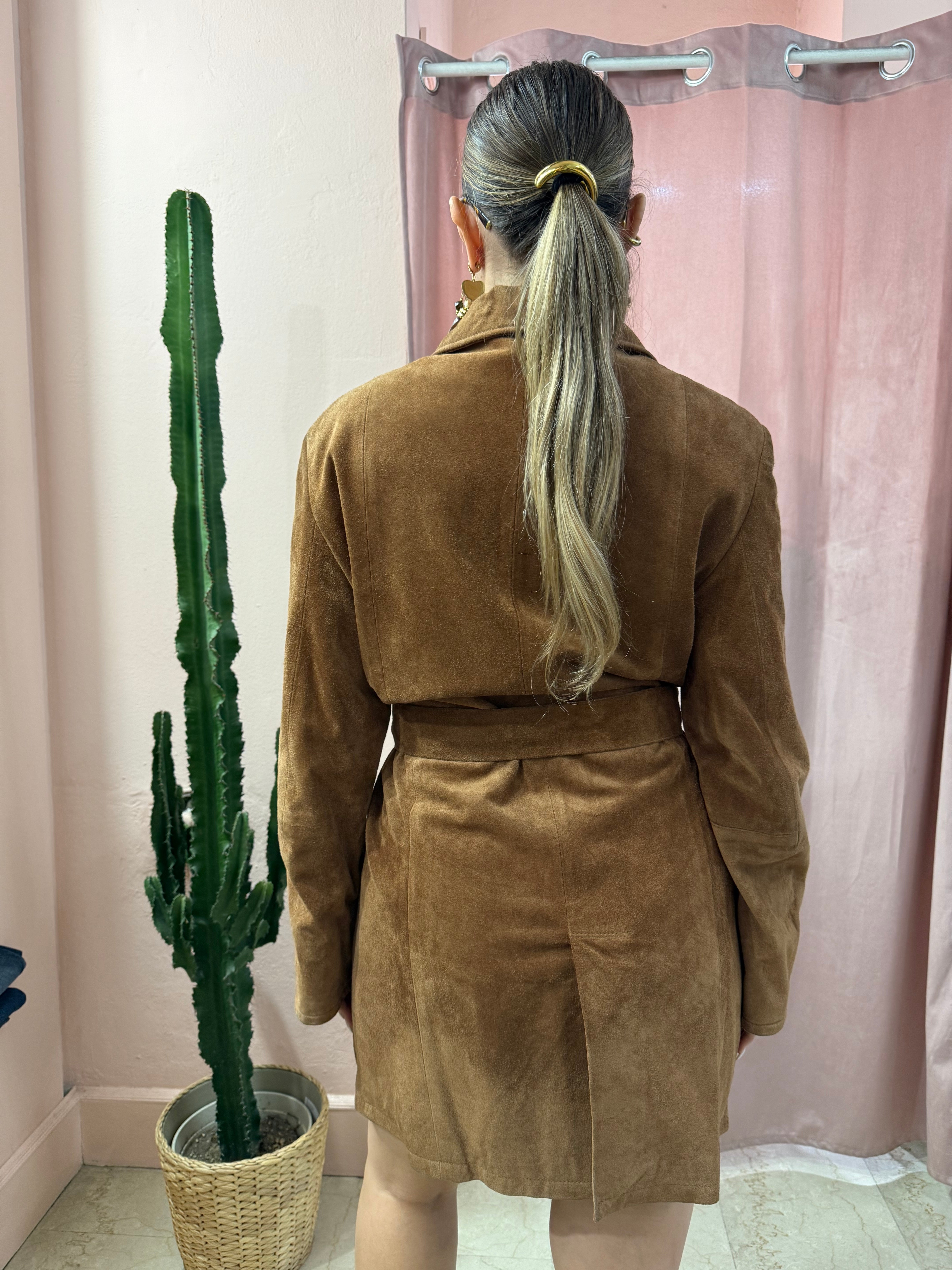 Trench in pelle scamosciato
