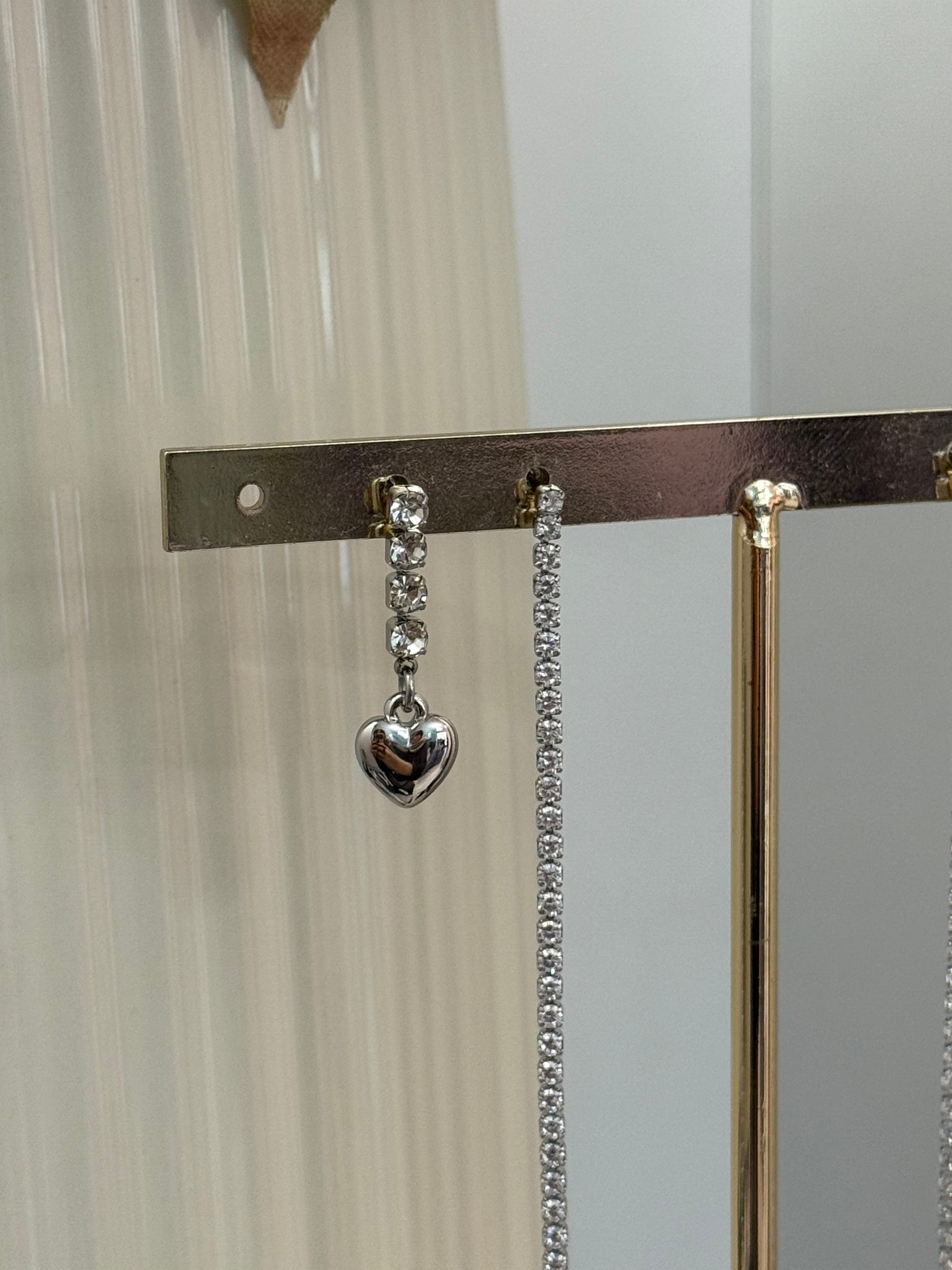 Orecchini pendenti con cuore