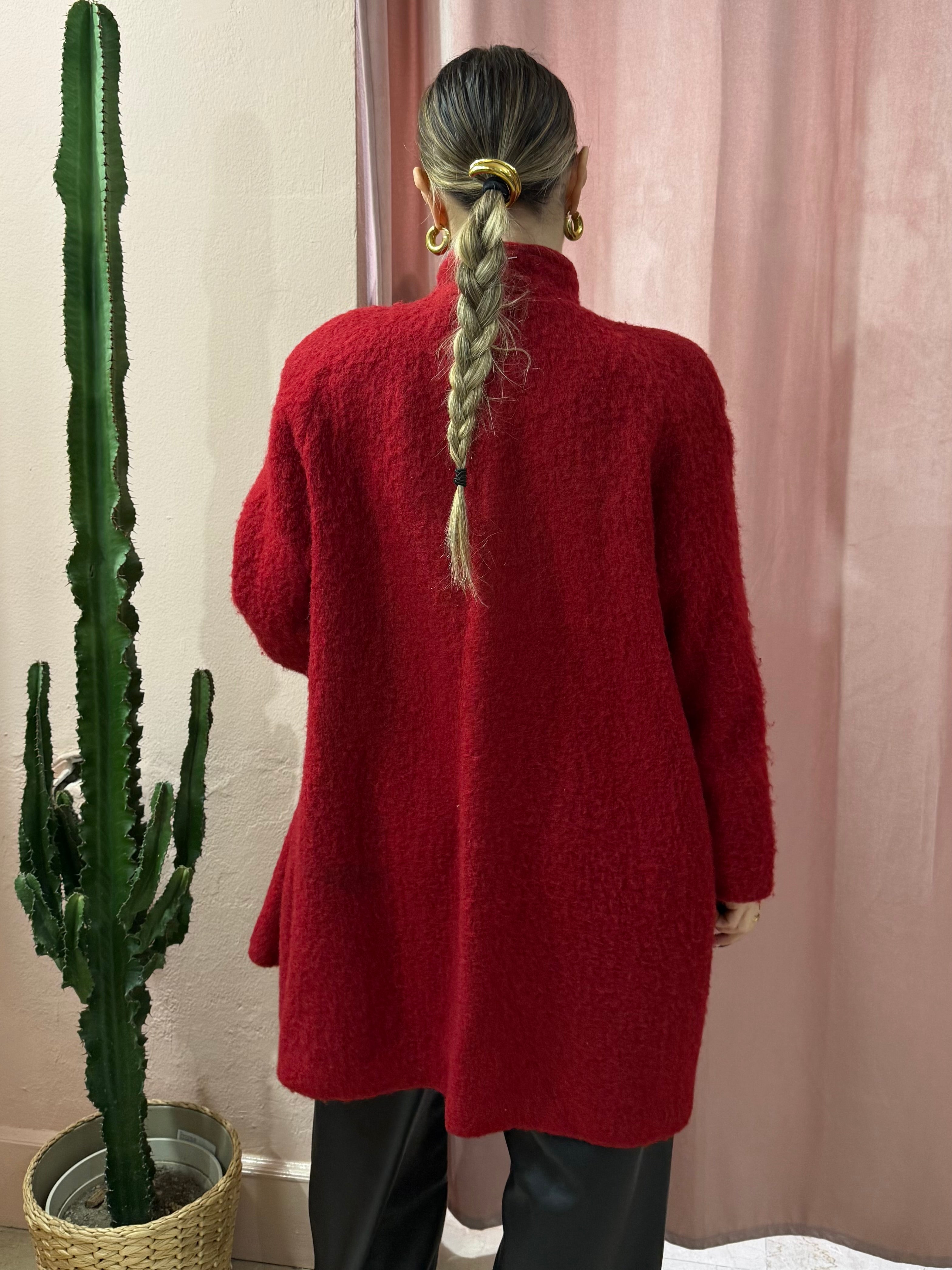 Cappotto vintage rosso in lana