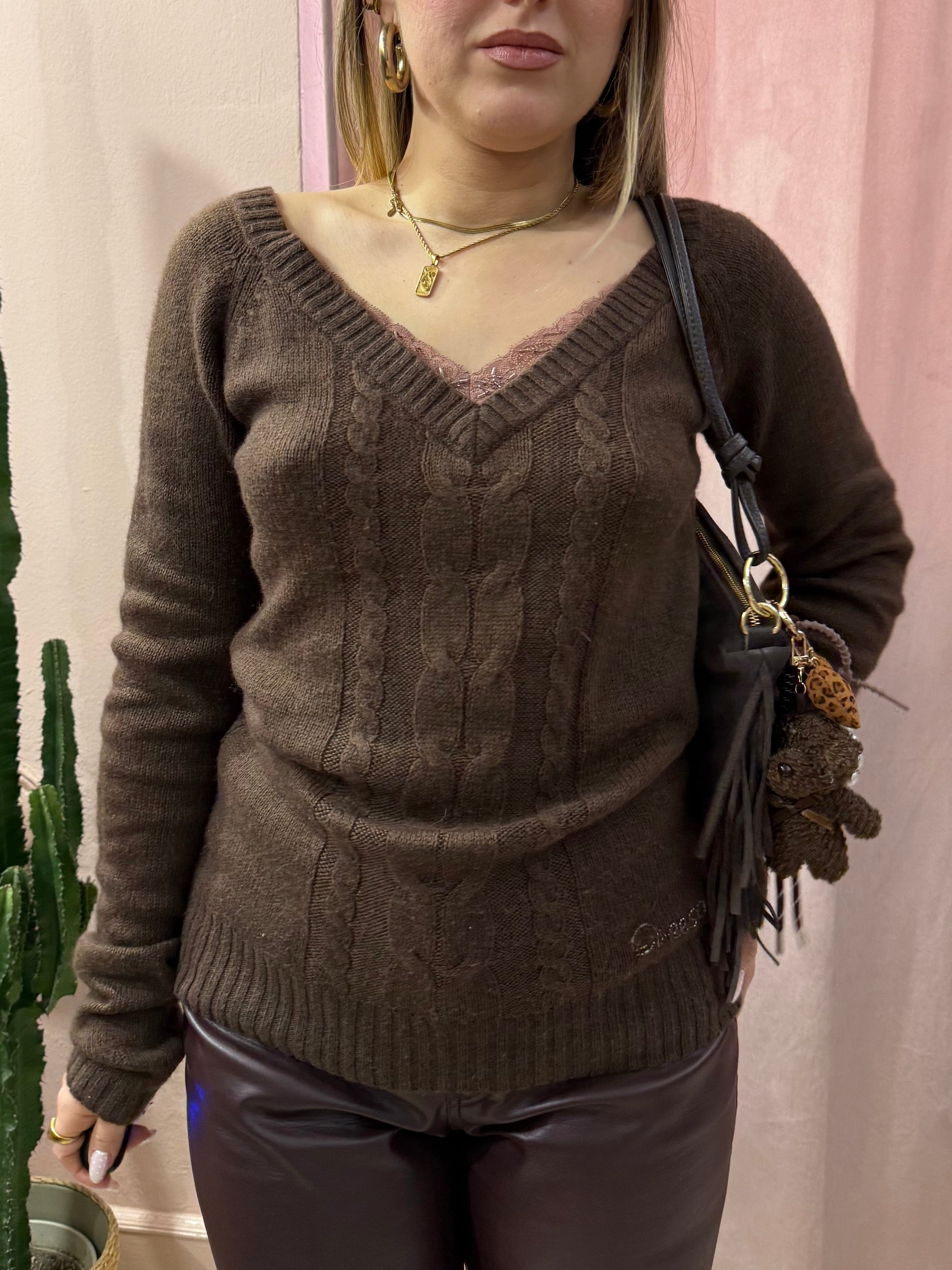 Maglia lunga in lana con dettaglio in pizzo