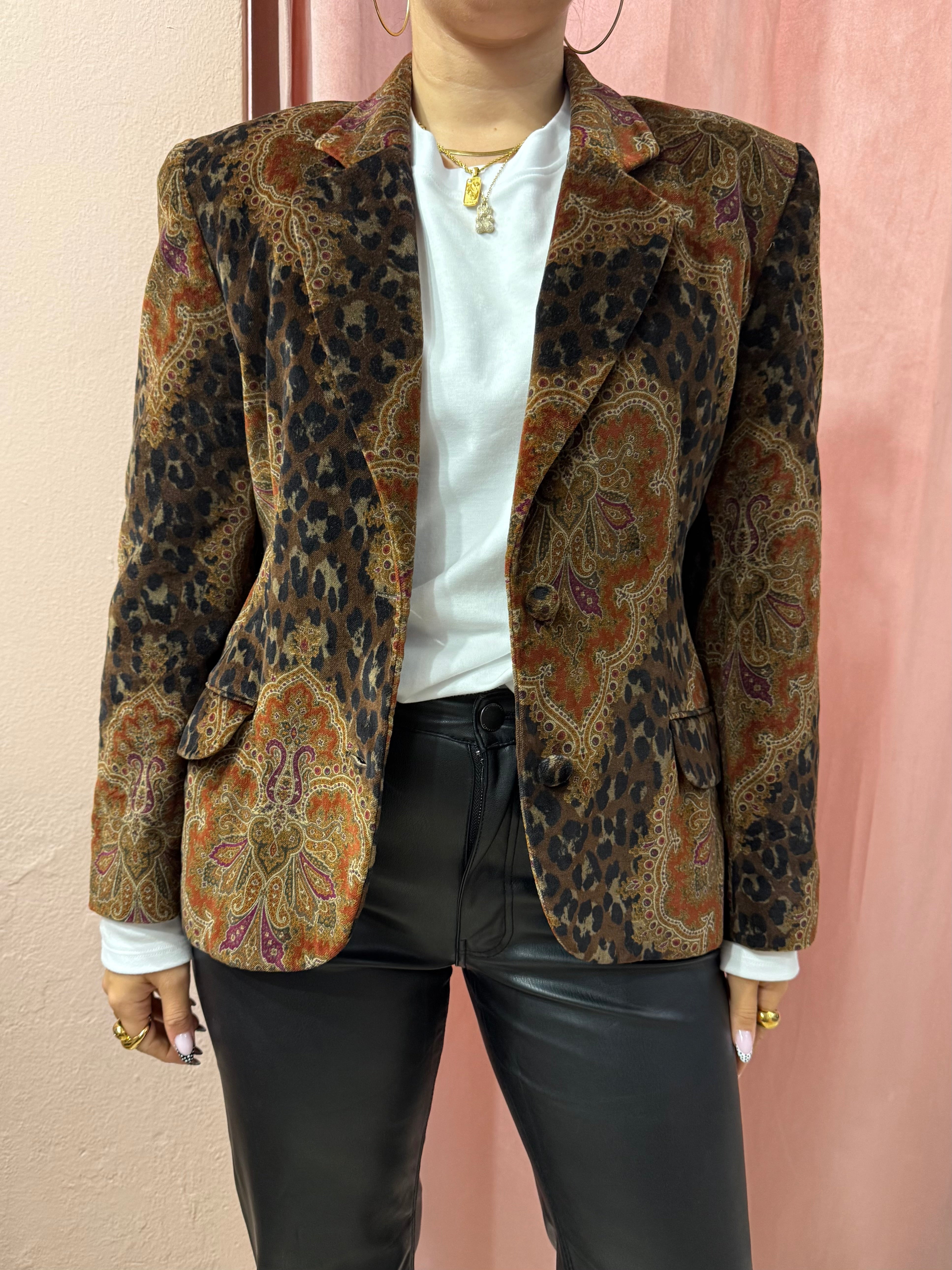 Blazer vintage animalier e damascato