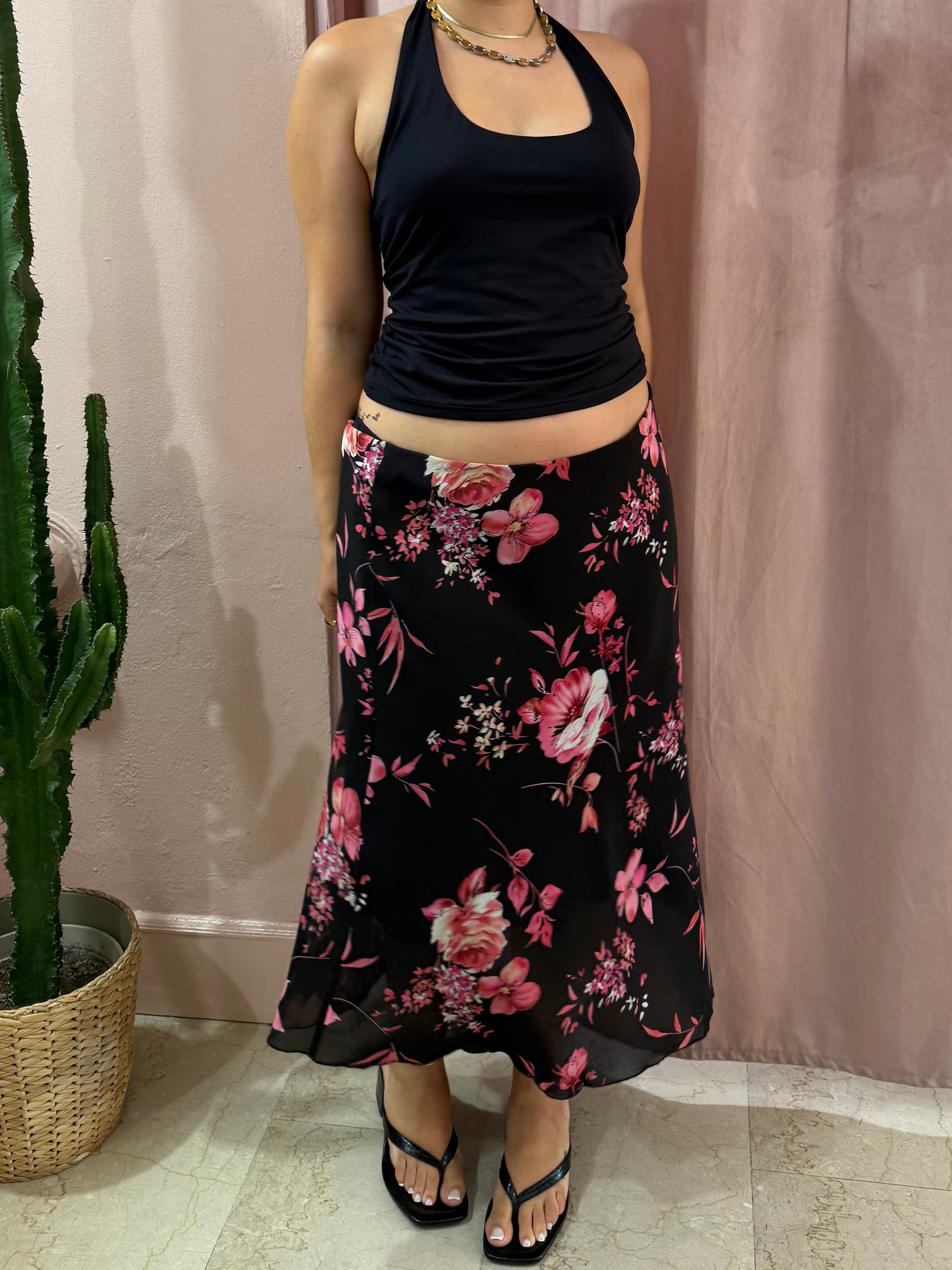 Gonna midi nera fantasia fiori rosa