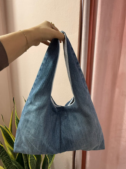 Borsa Levis upcycling a spalla